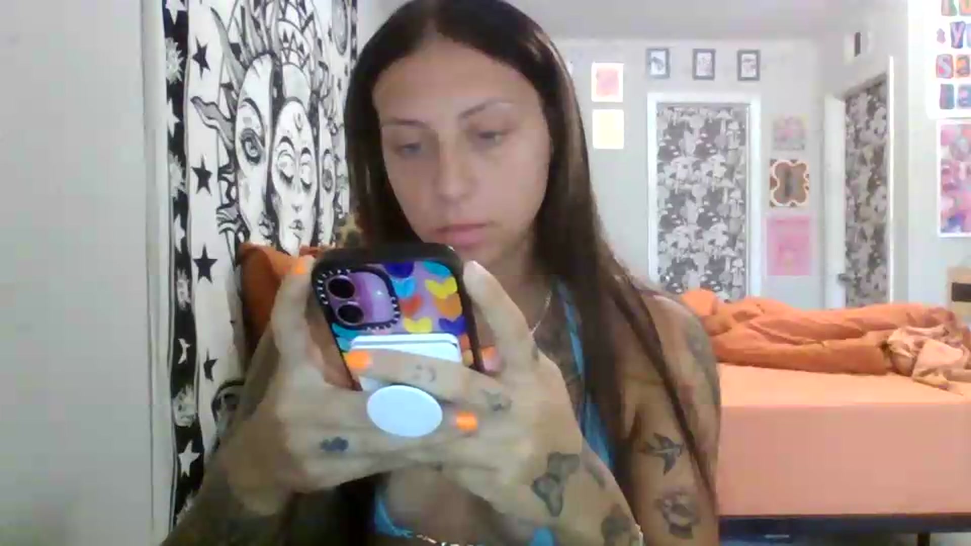 Gallery image thumbnail from LuckyLucy's myfreecams stream on, 06/18/2026, 18:49 image 9 of 20