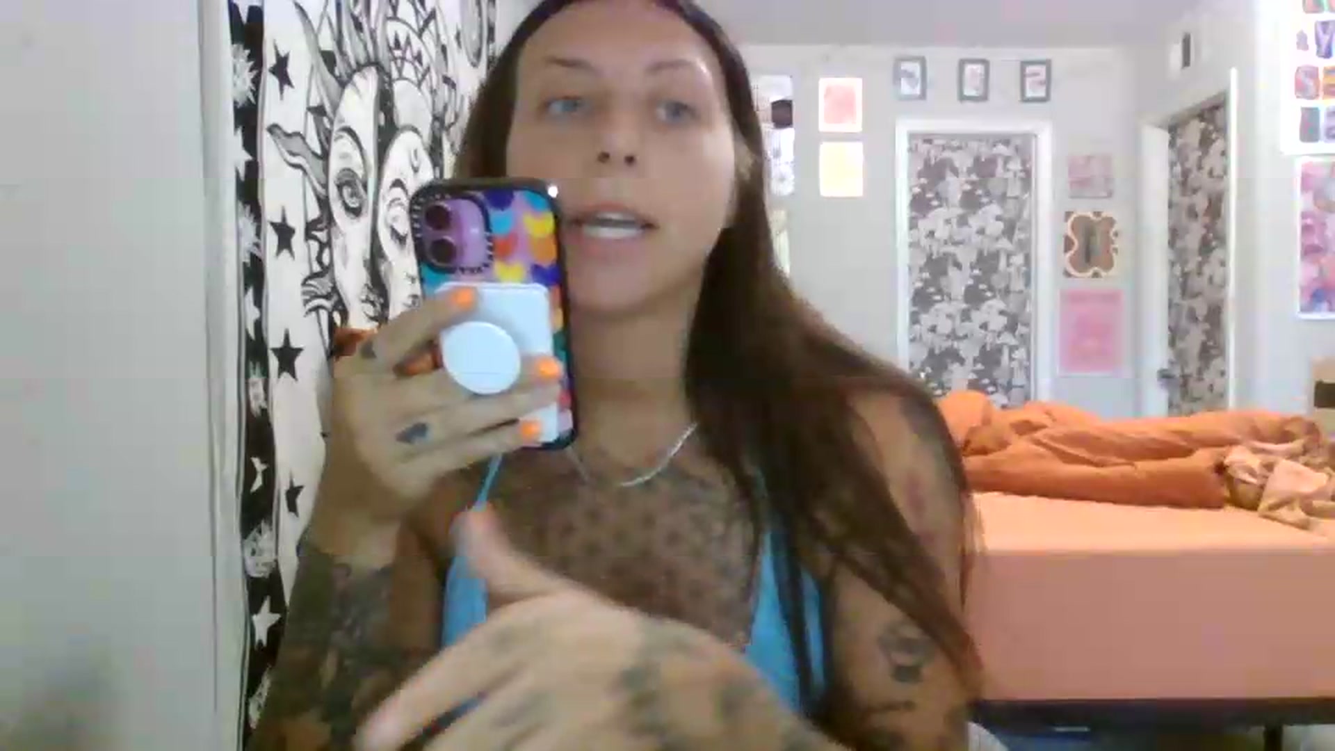 Gallery image thumbnail from LuckyLucy's myfreecams stream on, 06/18/2026, 20:46 image 15 of 20