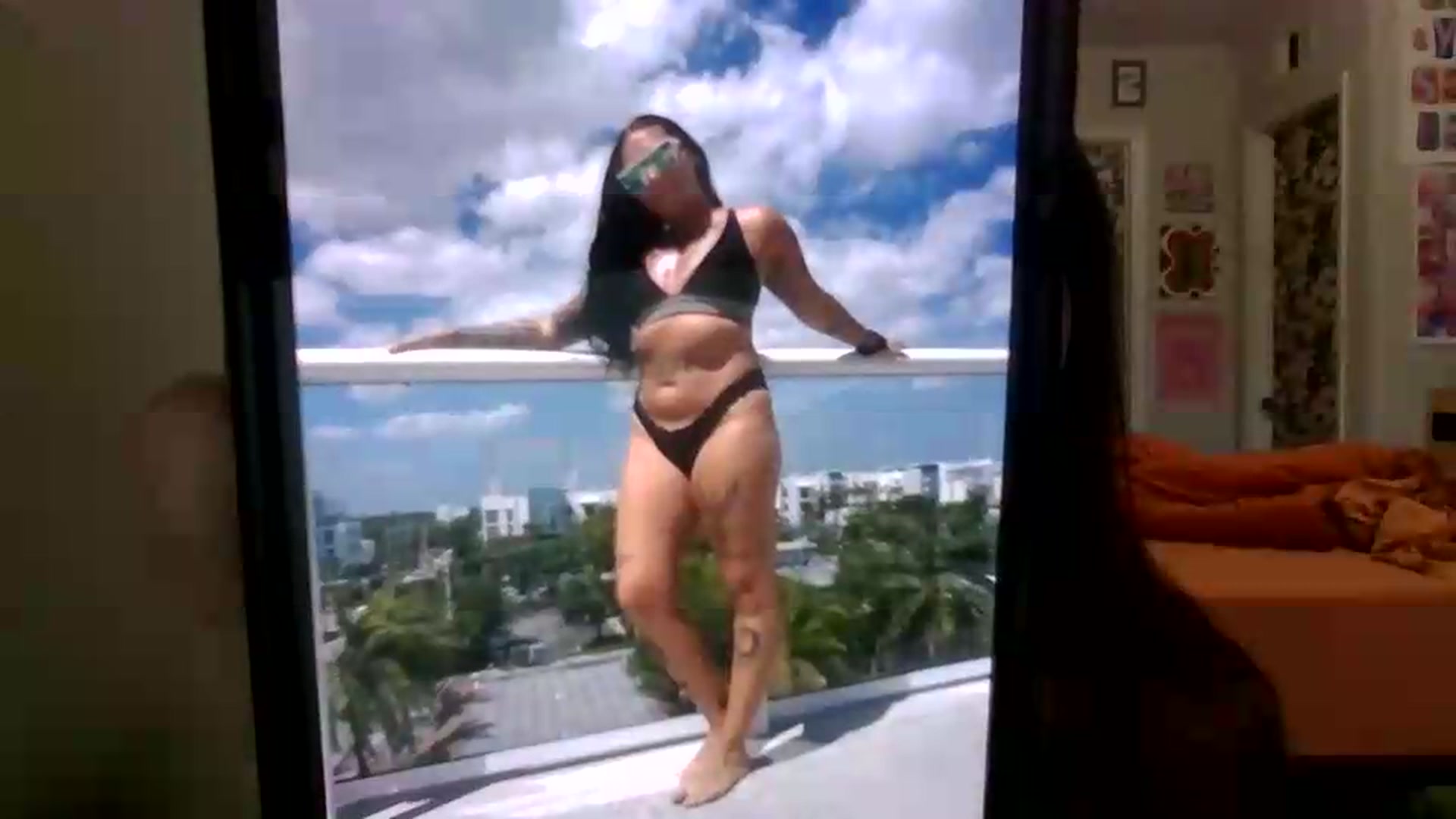 Gallery image thumbnail from LuckyLucy's myfreecams stream on, 06/18/2026, 20:46 image 3 of 20