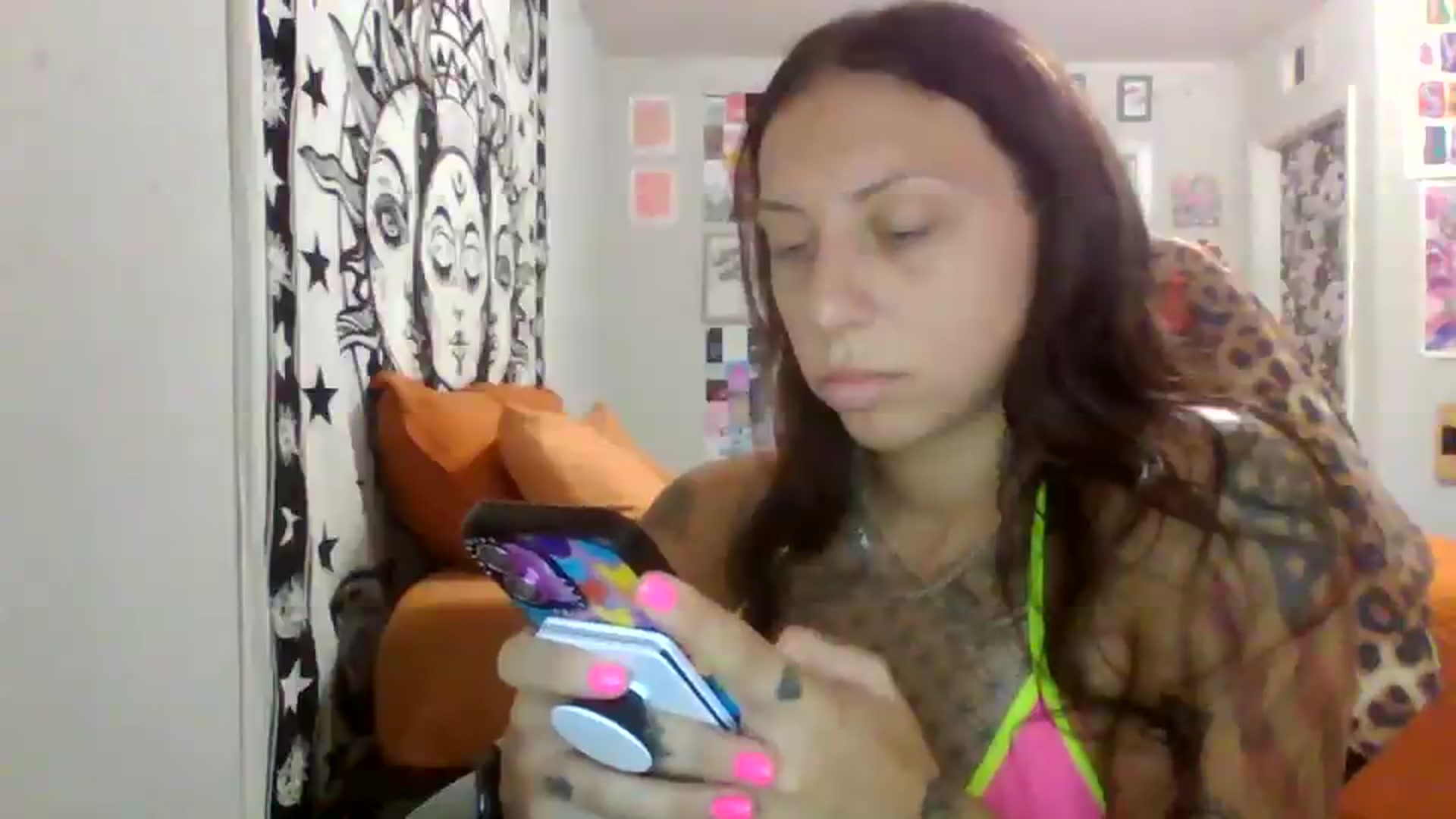 Gallery image thumbnail from LuckyLucy's myfreecams stream on, 06/20/2026, 18:22 image 20 of 20