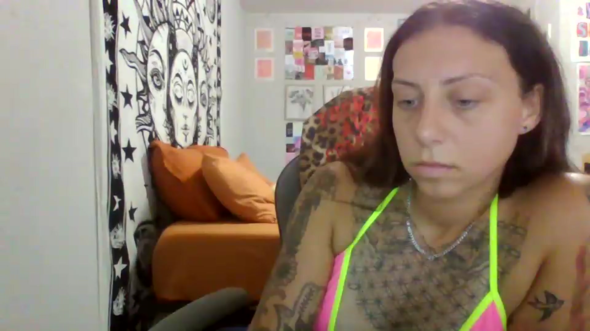 Gallery image thumbnail from LuckyLucy's myfreecams stream on, 06/20/2026, 19:15 image 4 of 20