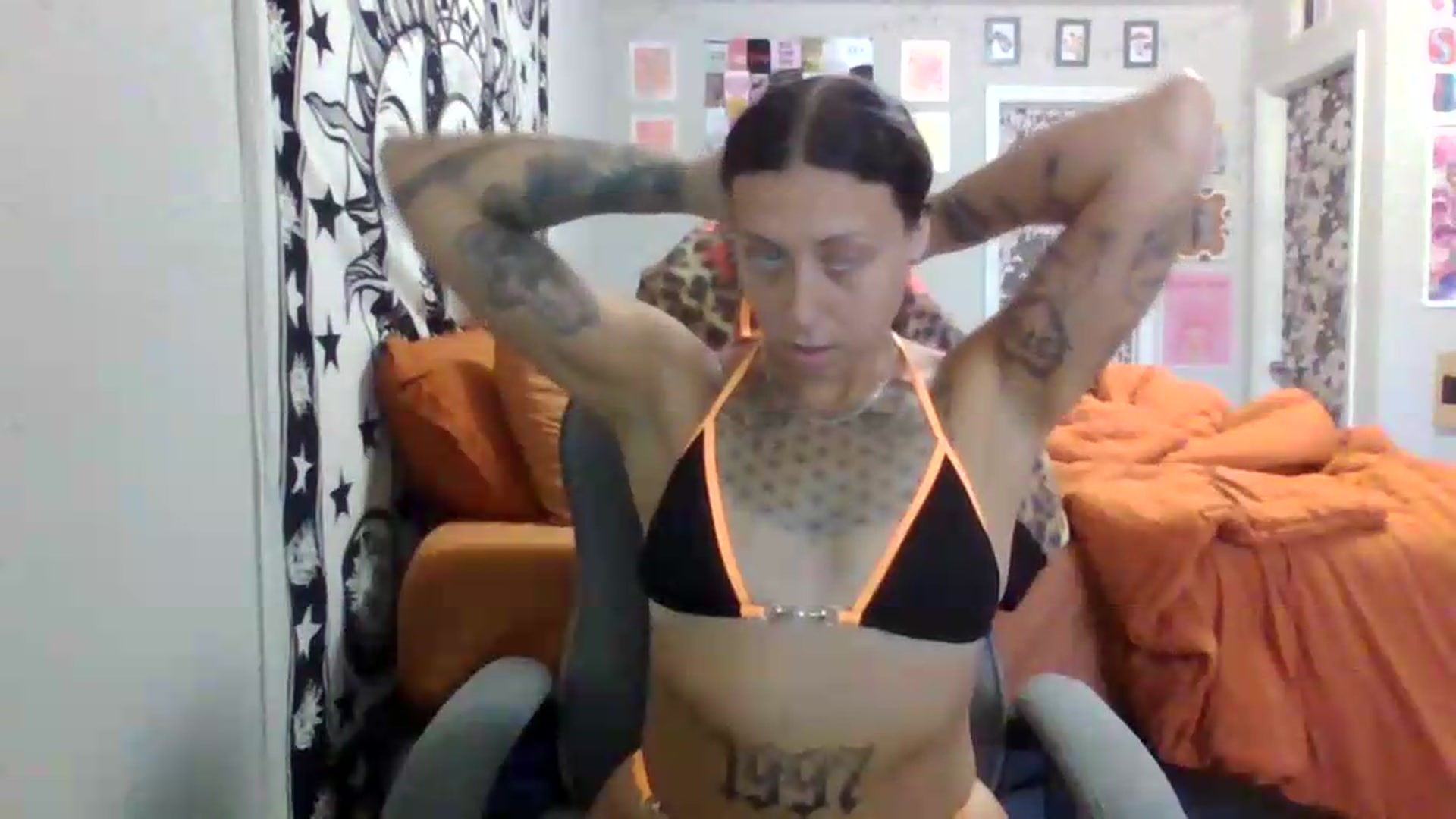 Gallery image thumbnail from LuckyLucy's myfreecams stream on, 06/22/2026, 15:55 image 20 of 20