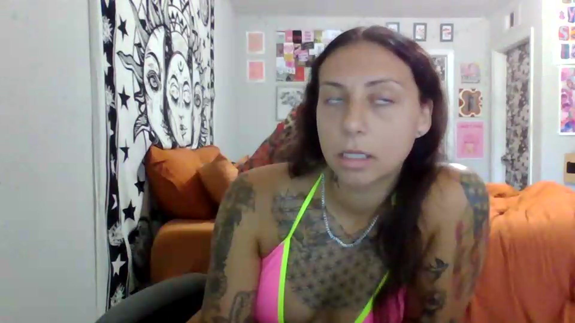 Gallery image thumbnail from LuckyLucy's myfreecams stream on, 06/28/2026, 15:19 image 14 of 20