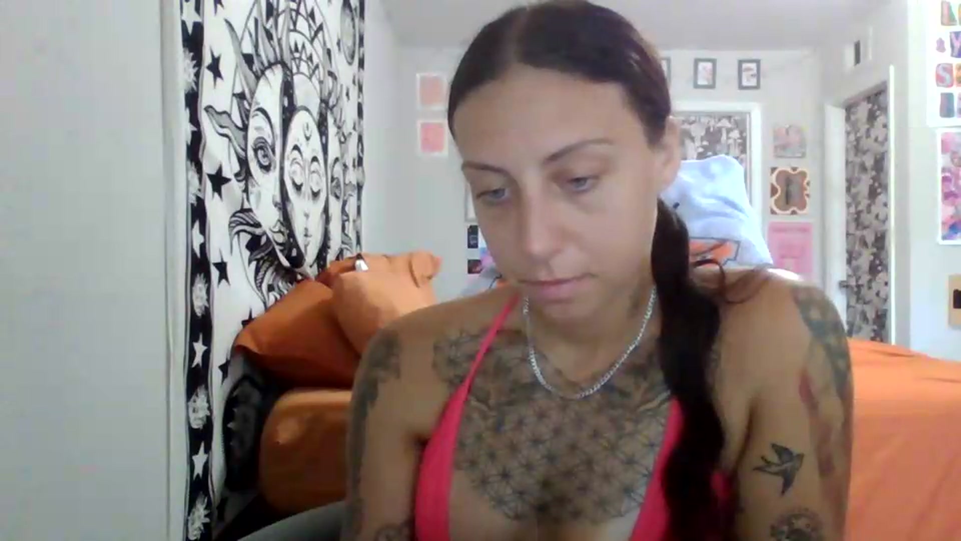 Gallery image thumbnail from LuckyLucy's myfreecams stream on, 07/05/2026, 16:28 image 13 of 20