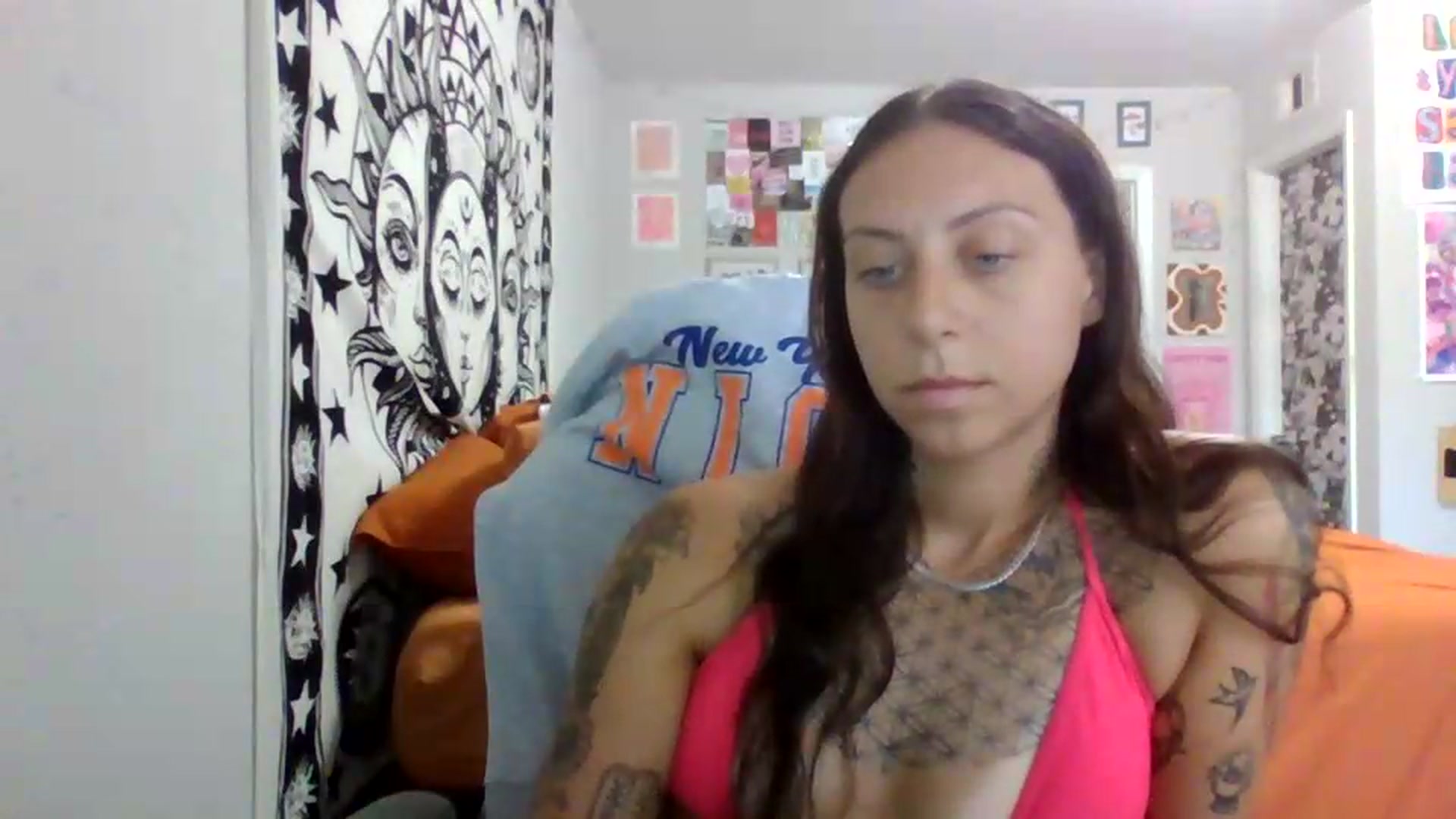 Gallery image thumbnail from LuckyLucy's myfreecams stream on, 07/05/2026, 17:20 image 5 of 20