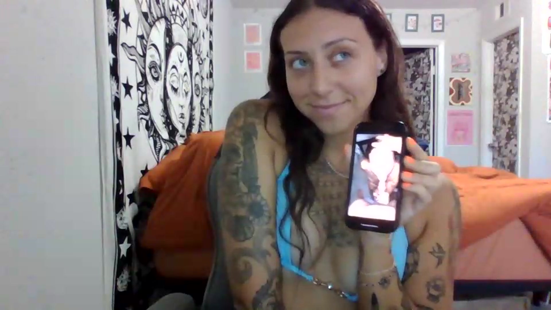 Gallery image thumbnail from LuckyLucy's myfreecams stream on, 07/11/2026, 17:26 image 2 of 20