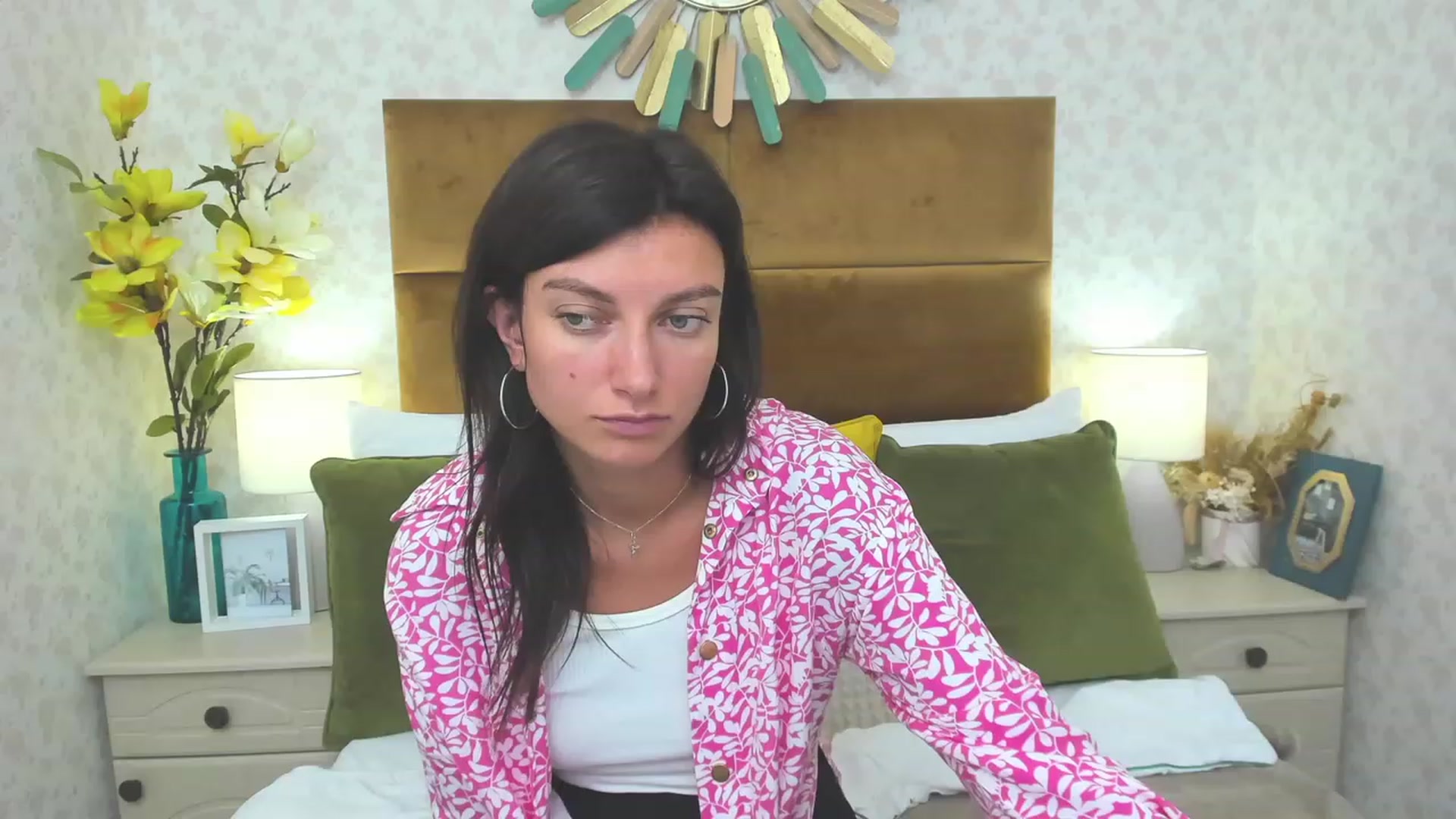 Gallery image thumbnail from LuckySandra's myfreecams stream on, 09/07/2023, 11:58 image 1 of 20