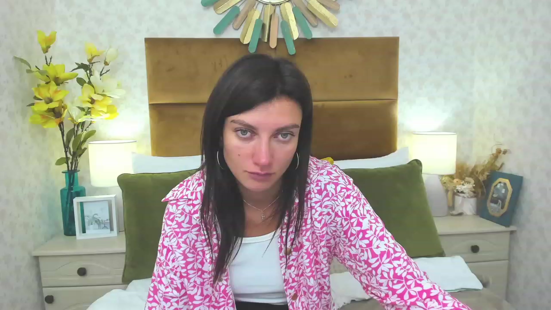 Gallery image thumbnail from LuckySandra's myfreecams stream on, 09/07/2023, 11:58 image 6 of 20