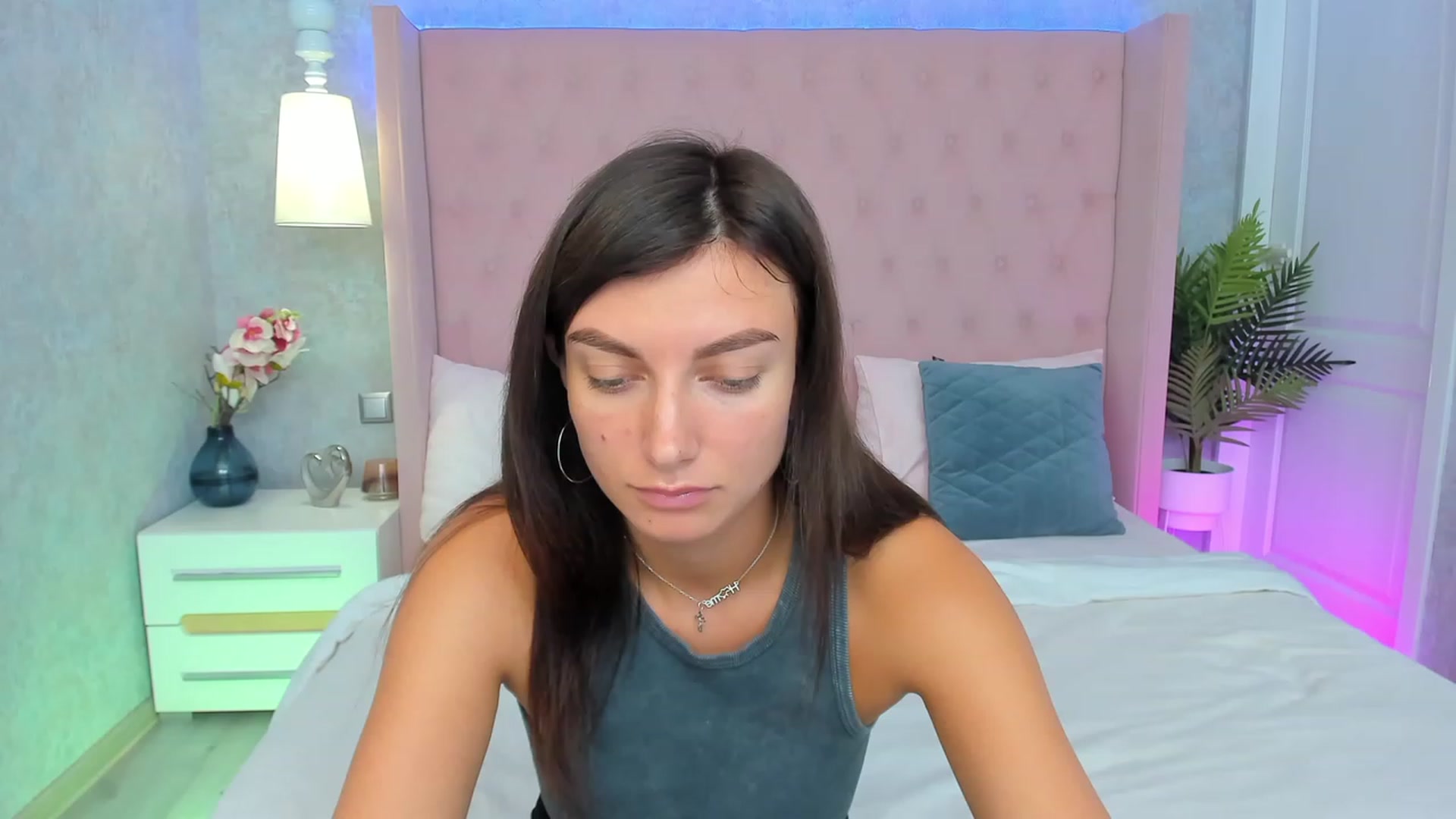 Gallery image thumbnail from LuckySandra's myfreecams stream on, 09/18/2023, 11:51 image 5 of 20