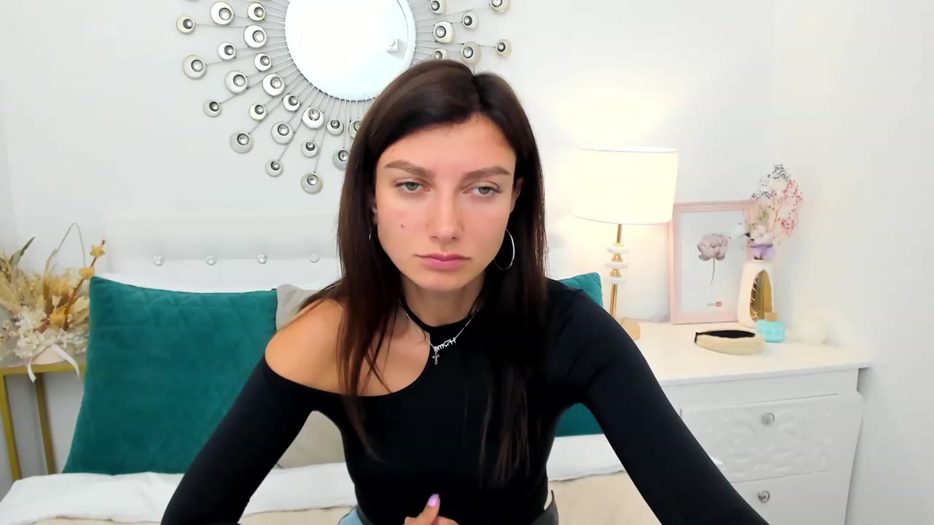 Gallery image thumbnail from LuckySandra's myfreecams stream on, 10/13/2023, 11:25 image 20 of 20
