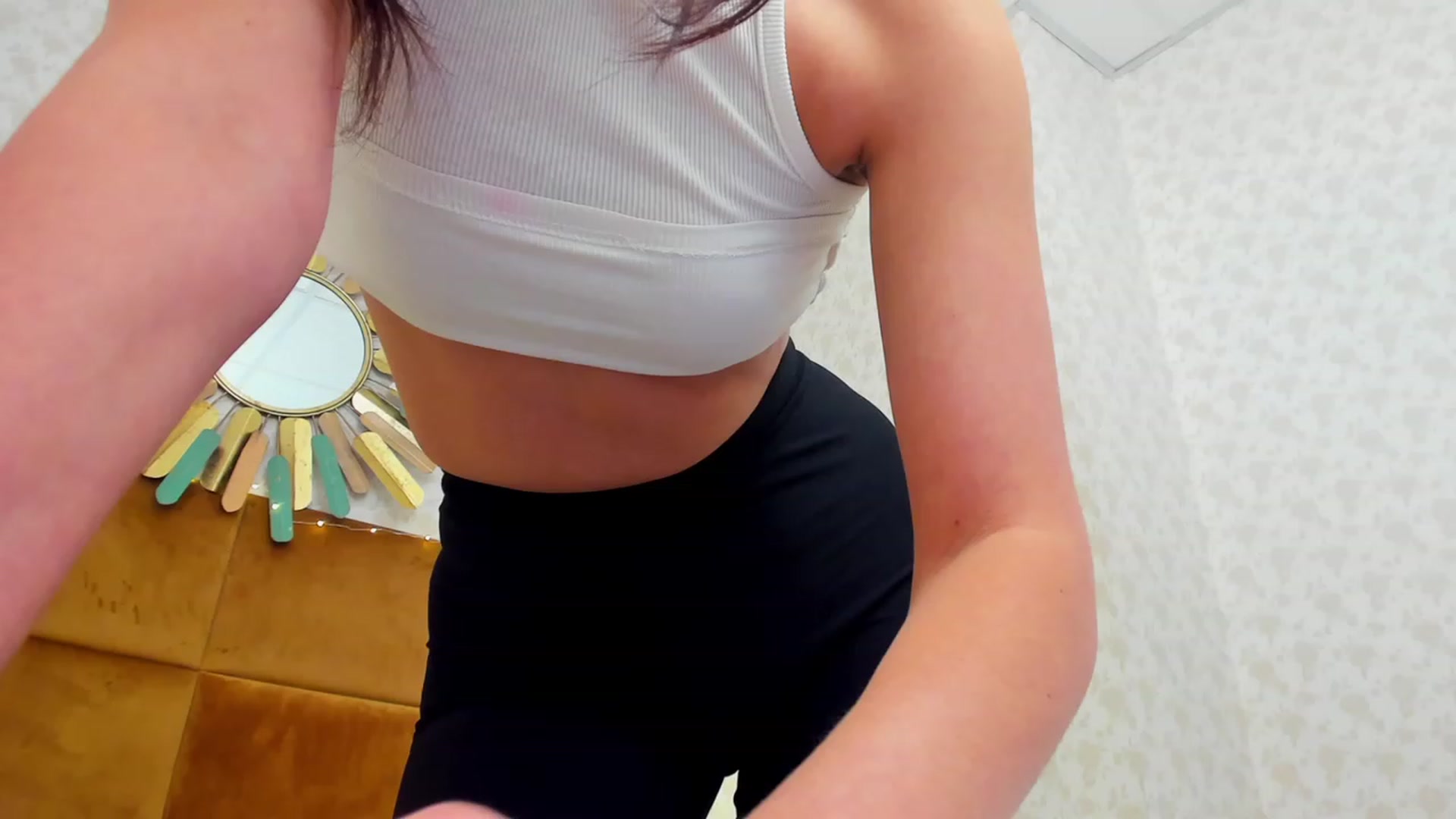Gallery image thumbnail from LuckySandra's myfreecams stream on, 01/16/2024, 10:12 image 14 of 20