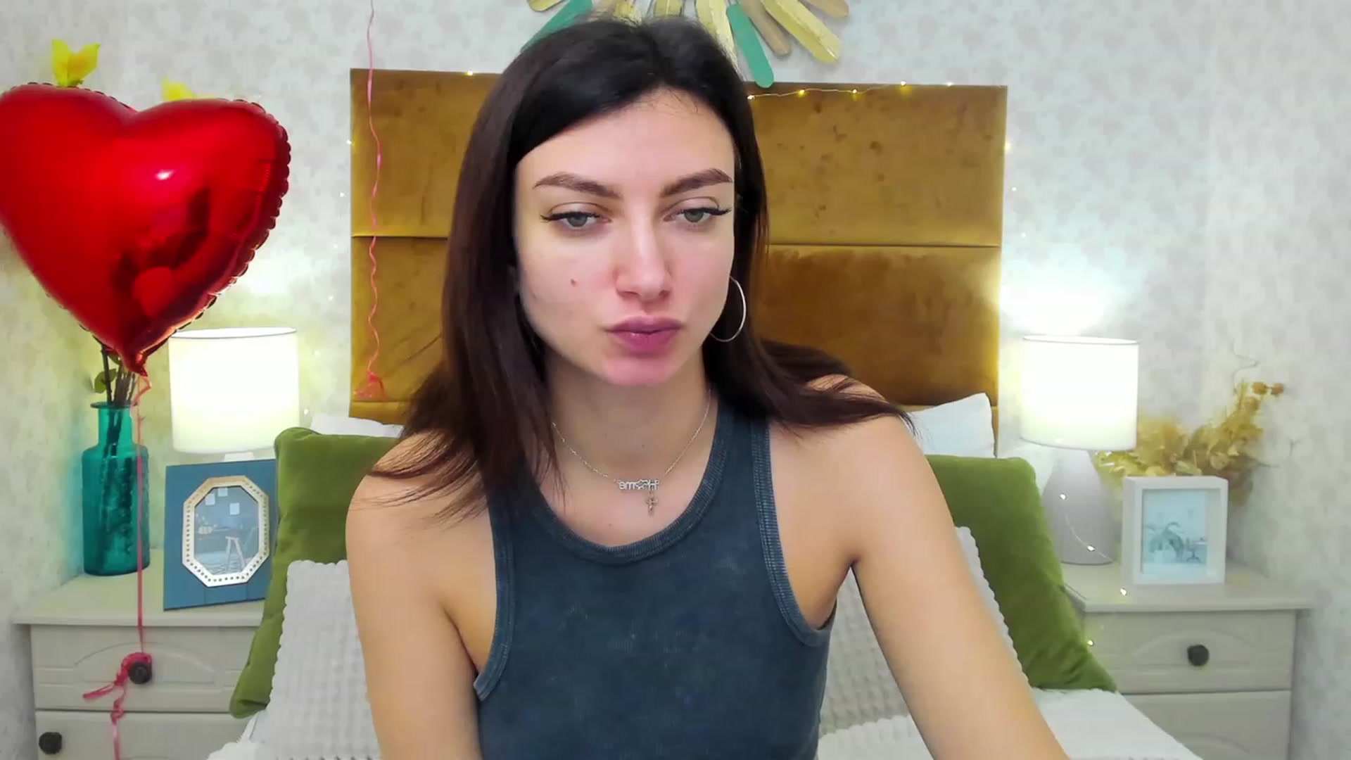 Gallery image thumbnail from LuckySandra's myfreecams stream on, 02/15/2024, 08:29 image 5 of 20