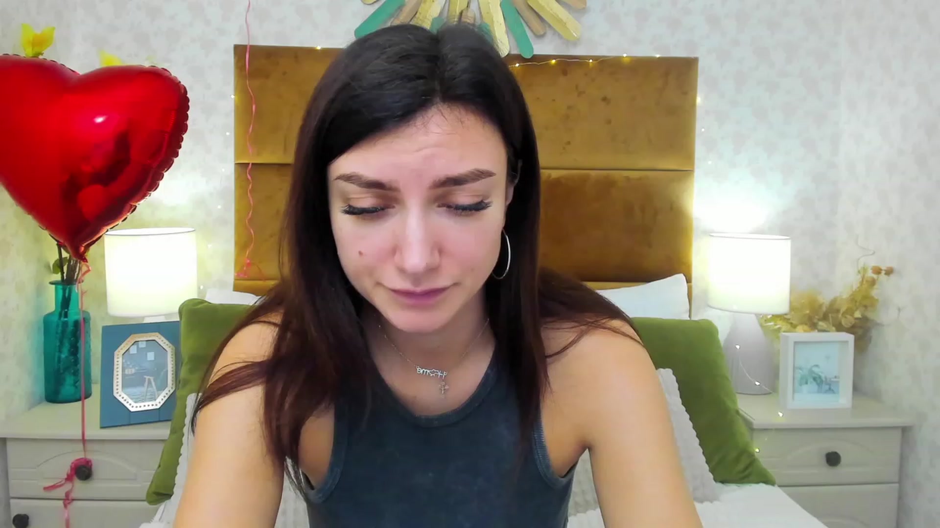Gallery image thumbnail from LuckySandra's myfreecams stream on, 02/15/2024, 08:29 image 18 of 20