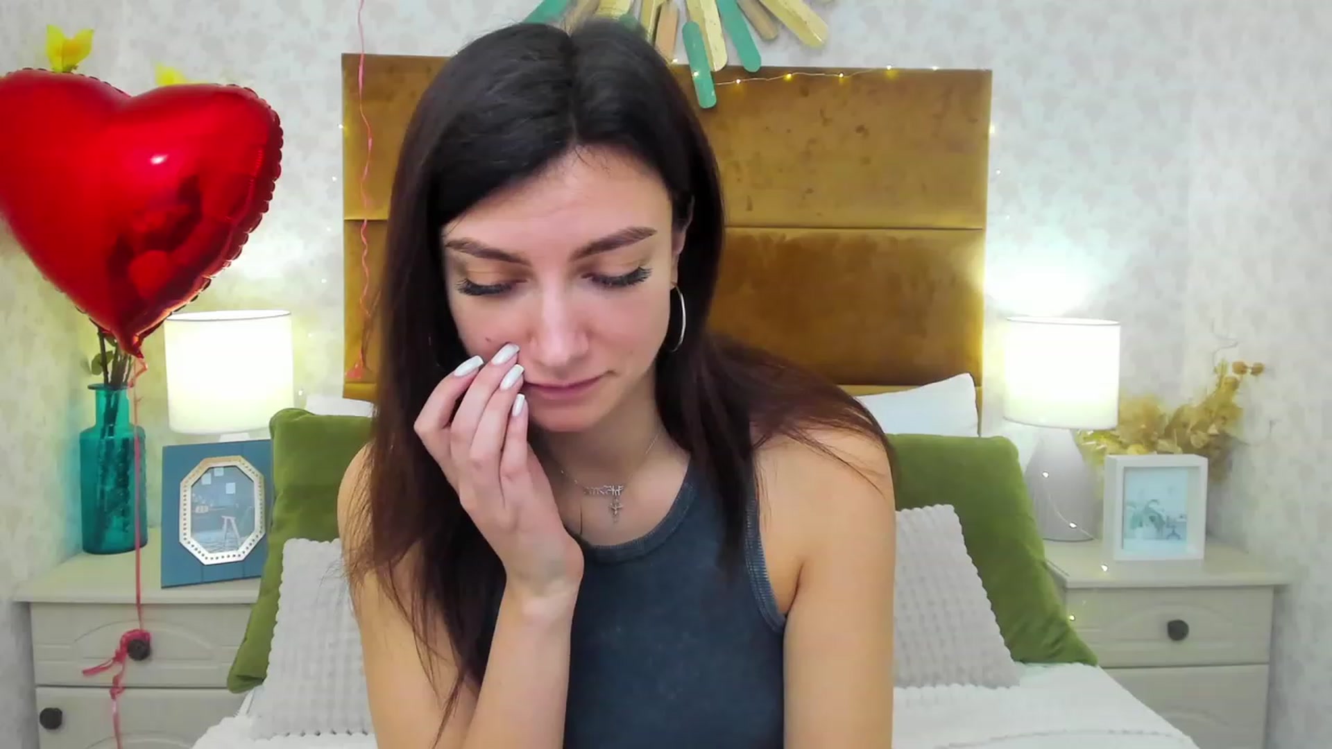 Gallery image thumbnail from LuckySandra's myfreecams stream on, 02/15/2024, 08:29 image 3 of 20