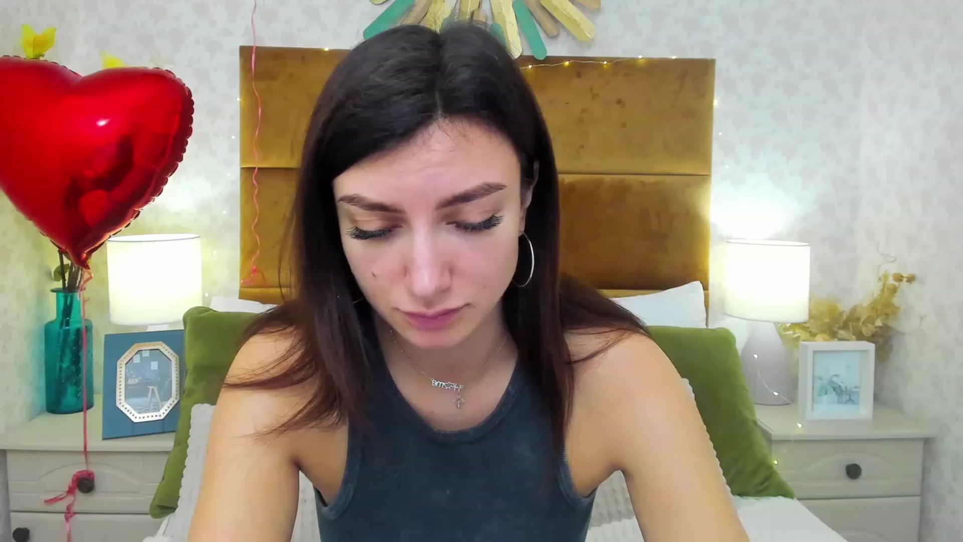 Gallery image thumbnail from LuckySandra's myfreecams stream on, 02/15/2024, 08:29 image 13 of 20