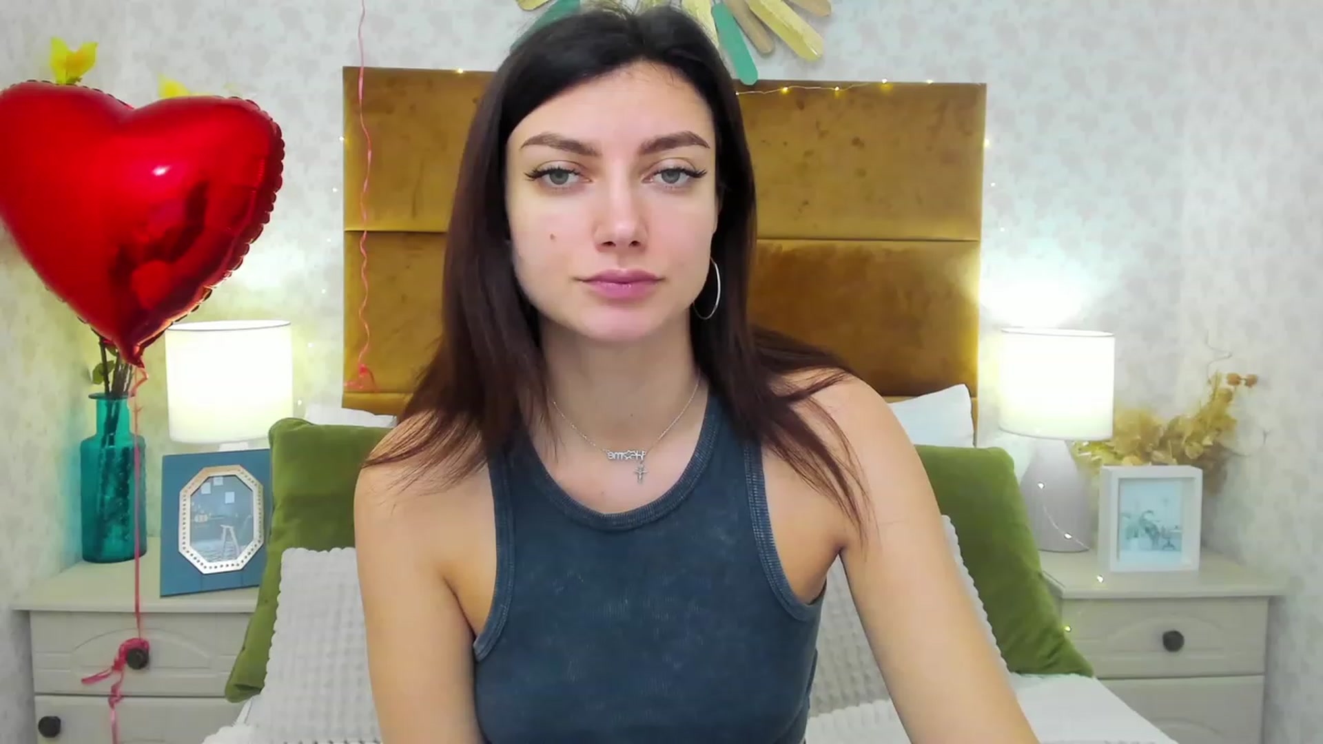 Gallery image thumbnail from LuckySandra's myfreecams stream on, 02/15/2024, 08:29 image 6 of 20
