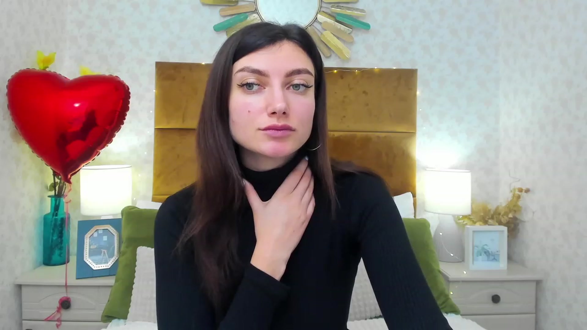 Gallery image thumbnail from LuckySandra's myfreecams stream on, 02/15/2024, 12:57 image 18 of 20