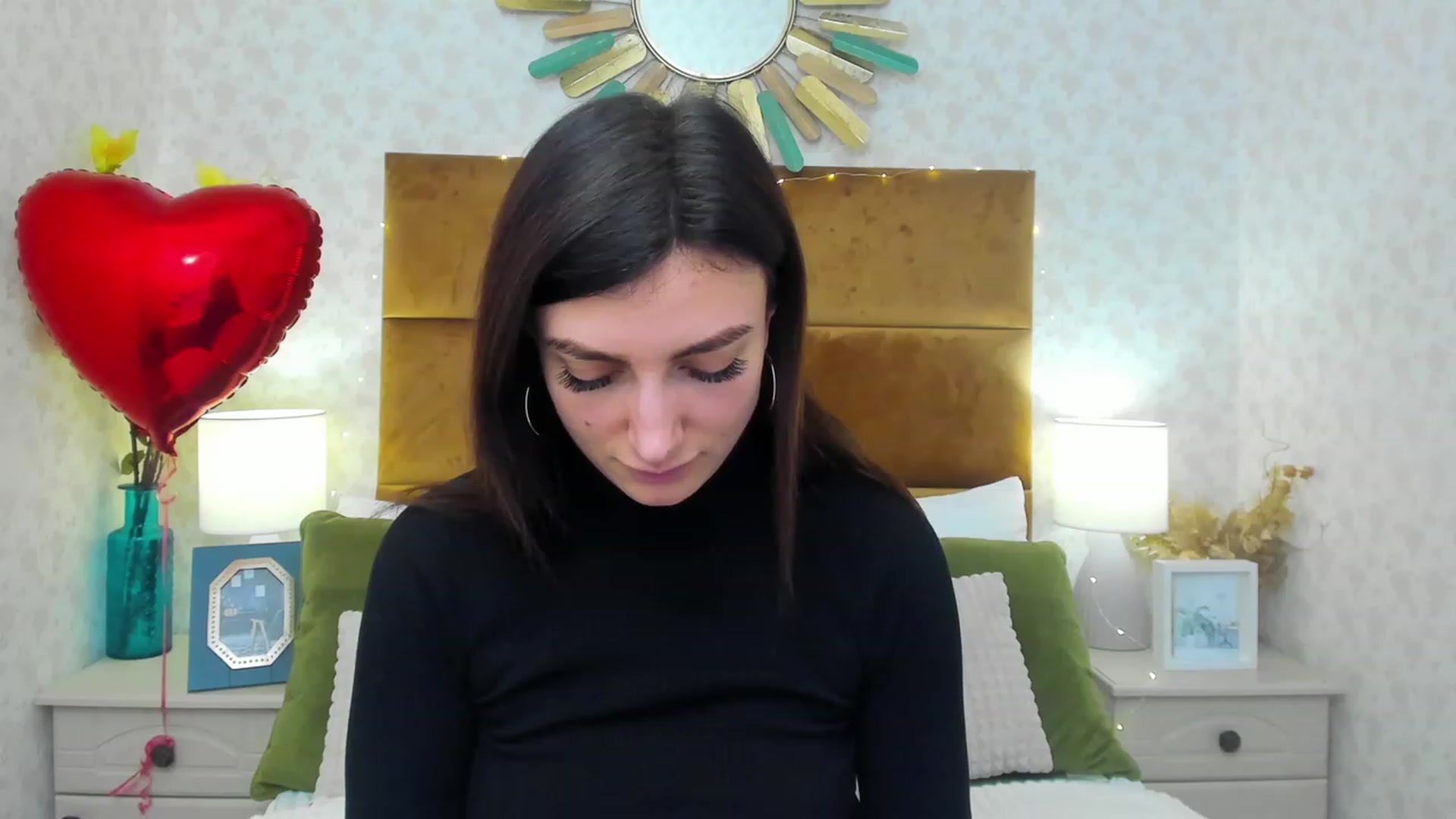 Gallery image thumbnail from LuckySandra's myfreecams stream on, 02/15/2024, 12:57 image 14 of 20