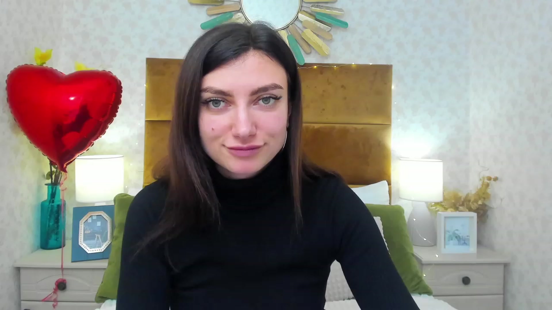 Gallery image thumbnail from LuckySandra's myfreecams stream on, 02/15/2024, 12:57 image 15 of 20