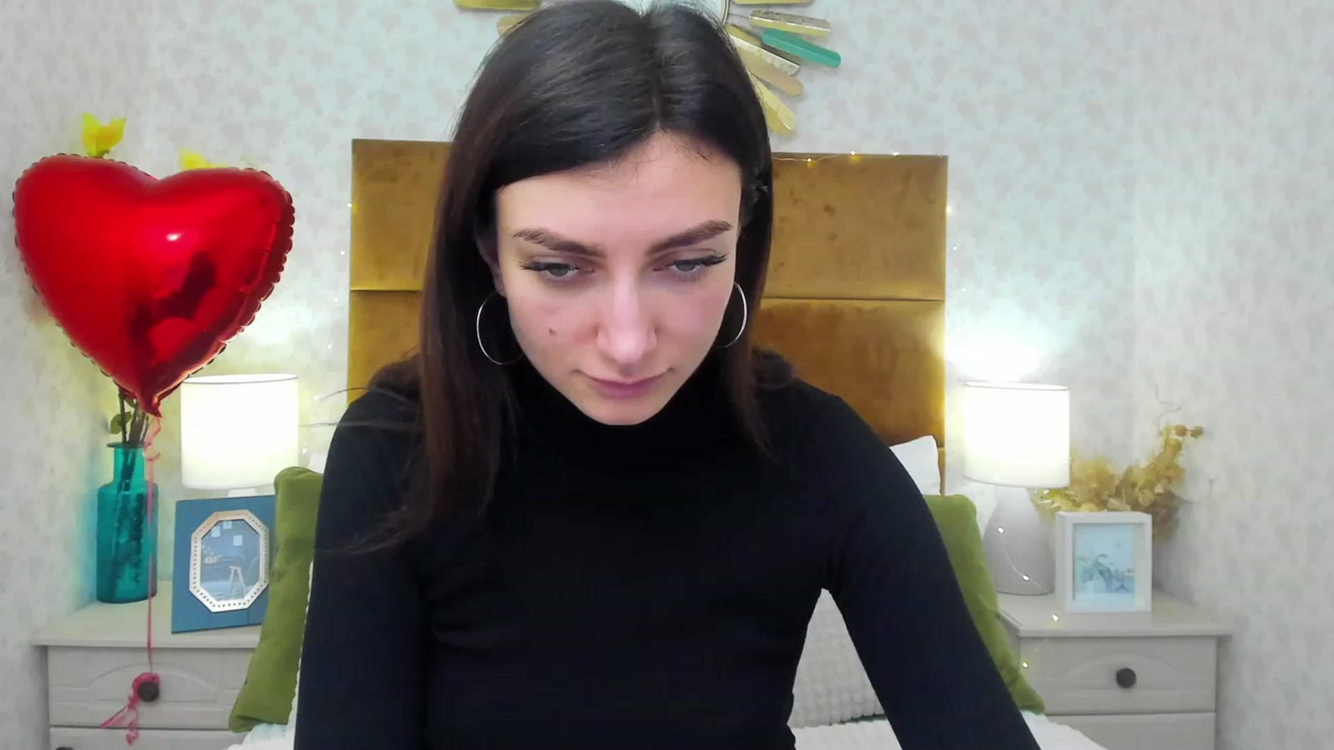 Gallery image thumbnail from LuckySandra's myfreecams stream on, 02/15/2024, 12:57 image 9 of 20