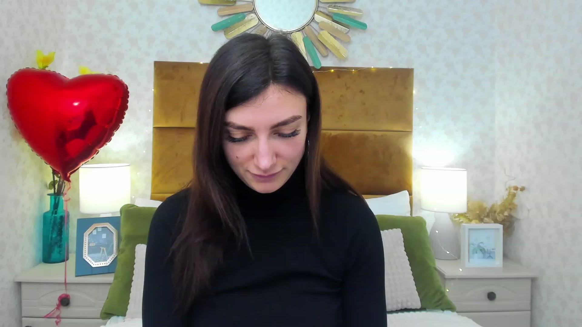 Gallery image thumbnail from LuckySandra's myfreecams stream on, 02/15/2024, 12:57 image 16 of 20