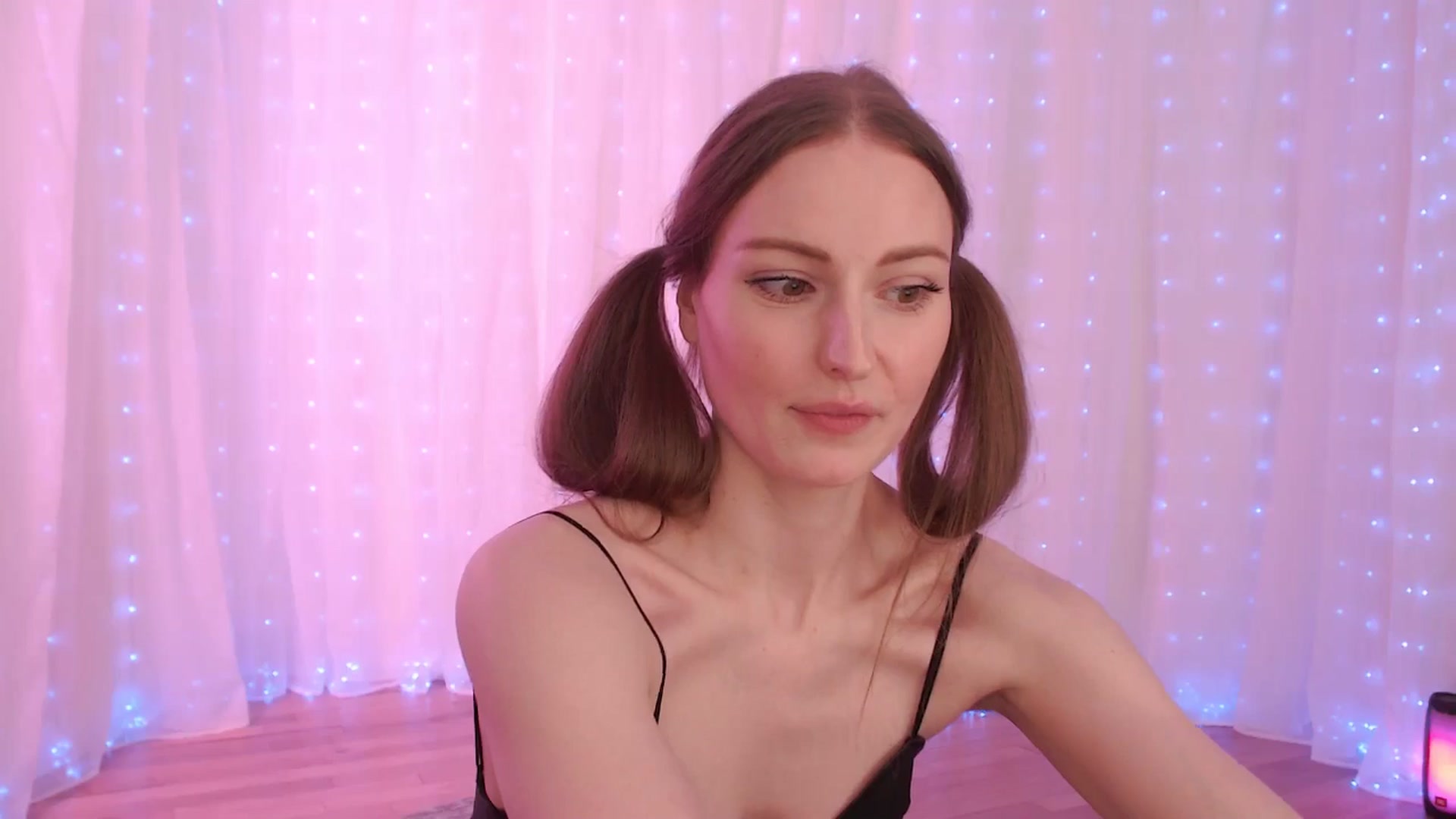 Gallery image thumbnail from LuckyToy's myfreecams stream on, 06/22/2025, 04:46 image 7 of 20