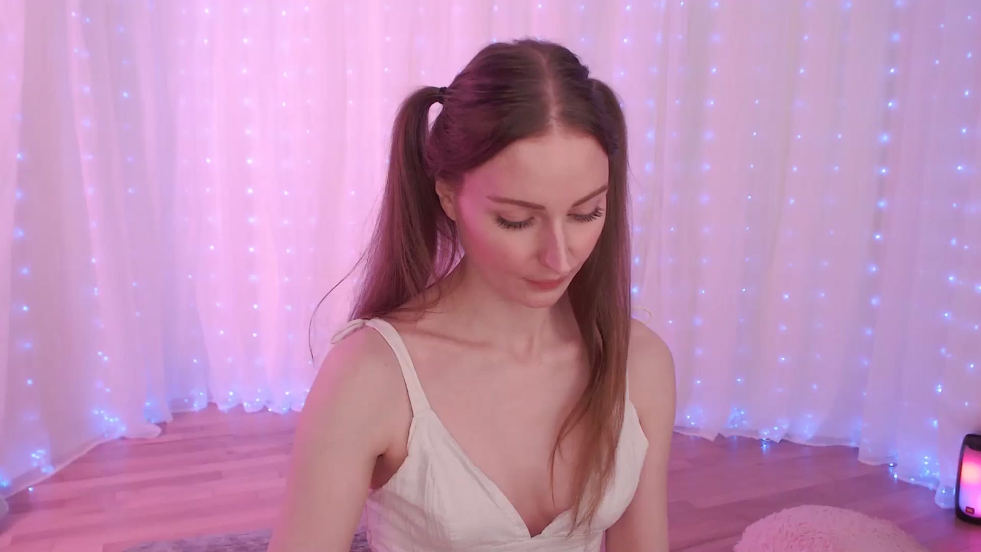 Gallery image thumbnail from LuckyToy's myfreecams stream on, 07/10/2025, 05:32 image 5 of 20