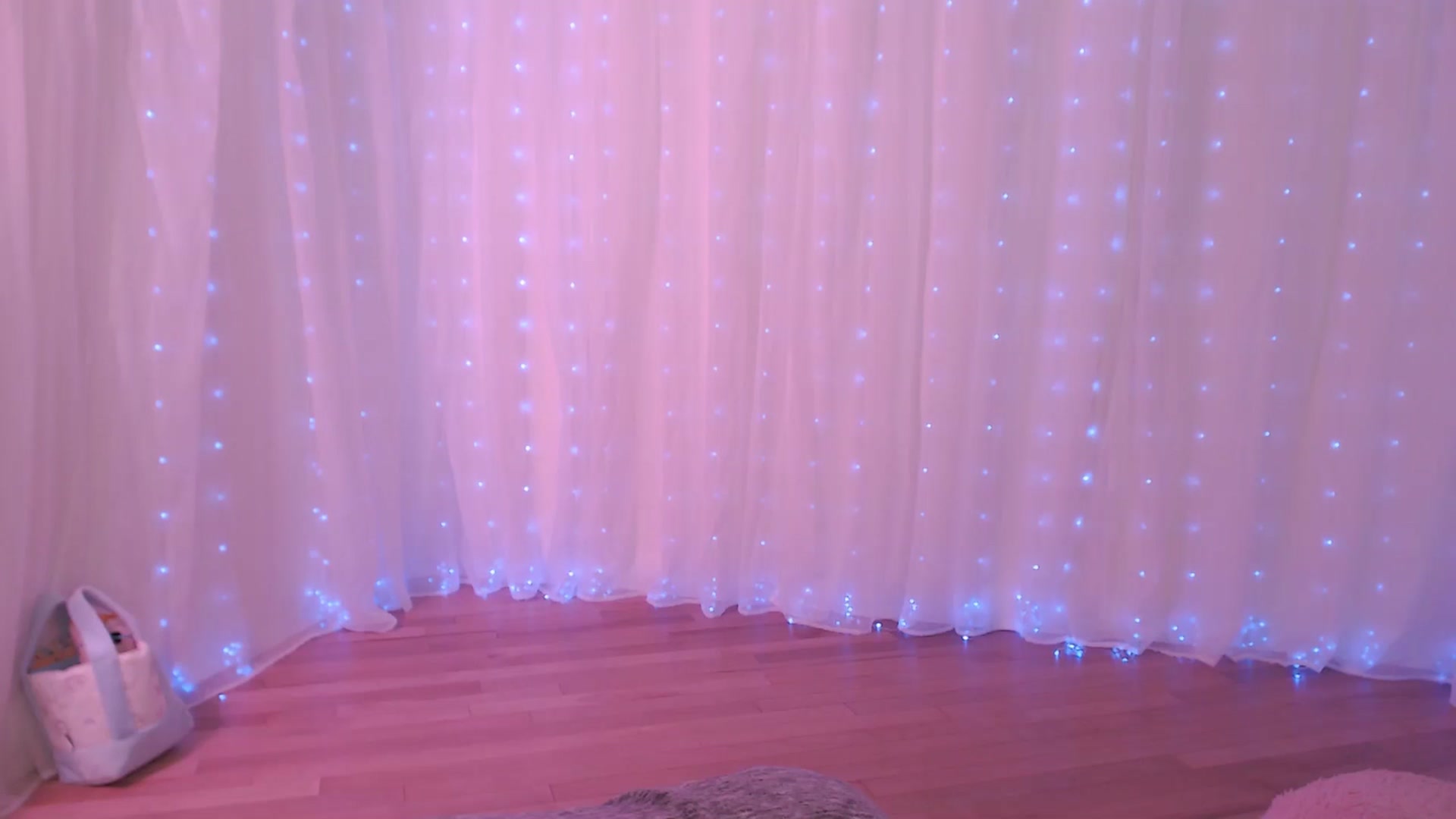 Gallery image thumbnail from LuckyToy's myfreecams stream on, 07/10/2025, 06:30 image 18 of 20