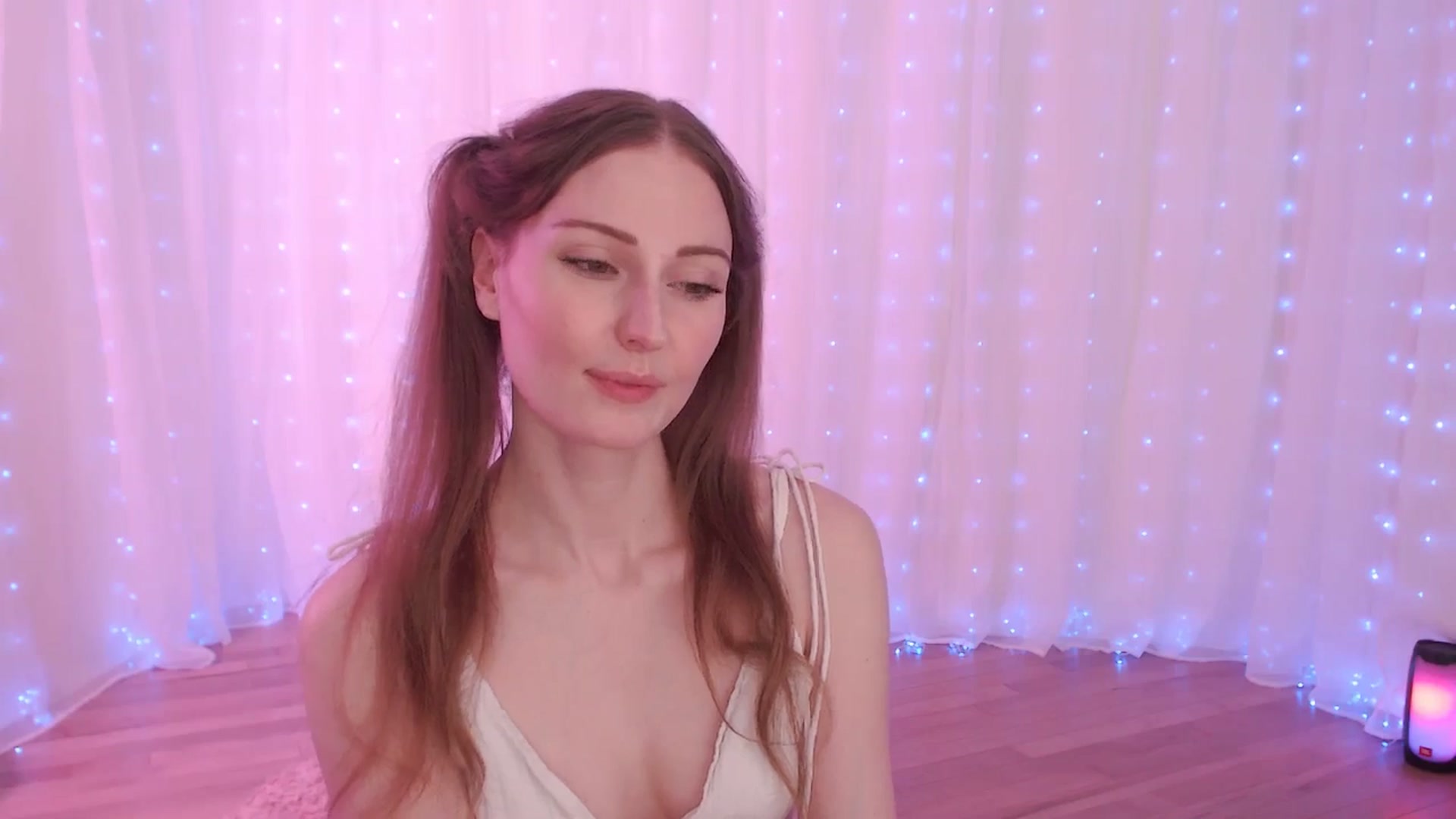 Gallery image thumbnail from LuckyToy's myfreecams stream on, 07/10/2025, 07:16 image 15 of 20