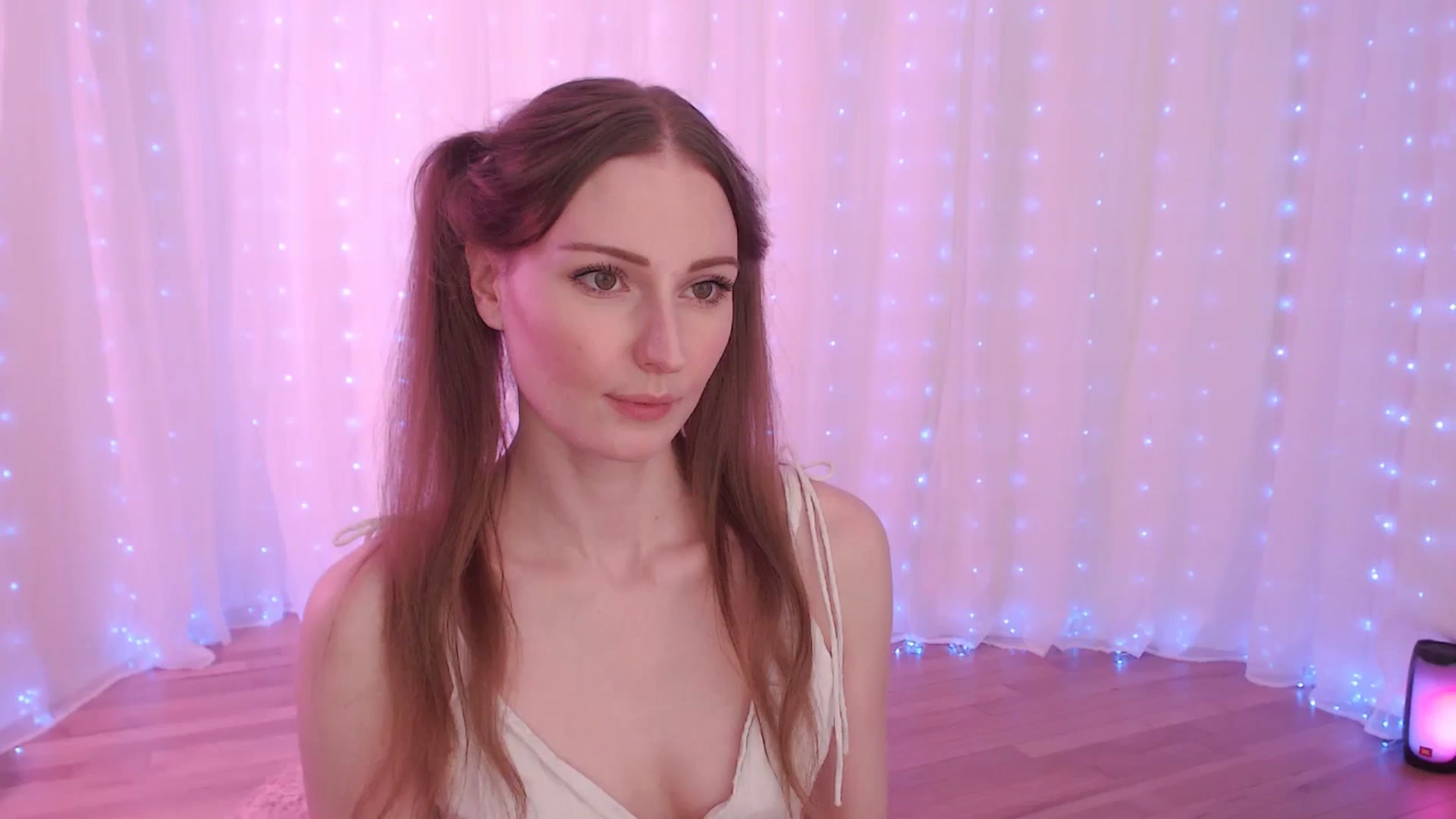 Gallery image thumbnail from LuckyToy's myfreecams stream on, 07/10/2025, 07:16 image 8 of 20