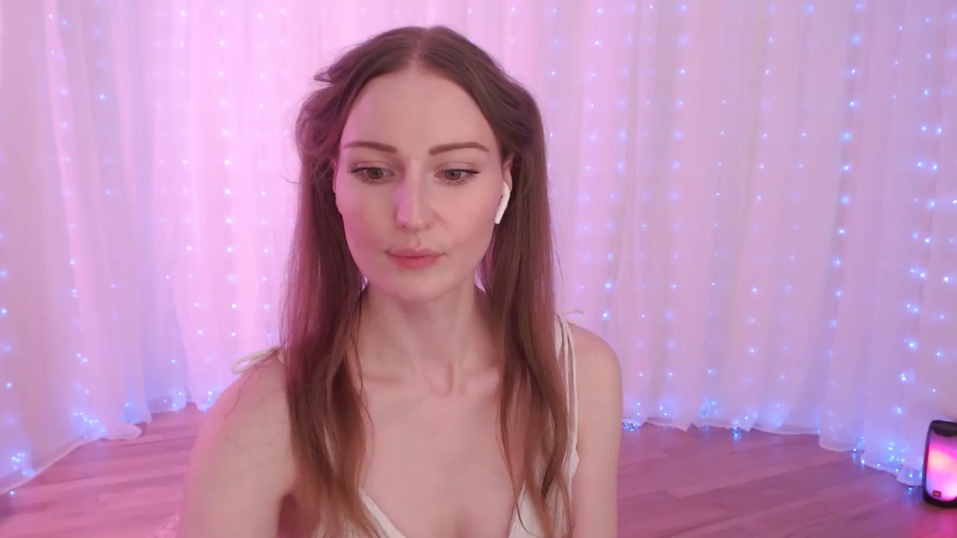 Gallery image thumbnail from LuckyToy's myfreecams stream on, 07/10/2025, 07:16 image 10 of 20