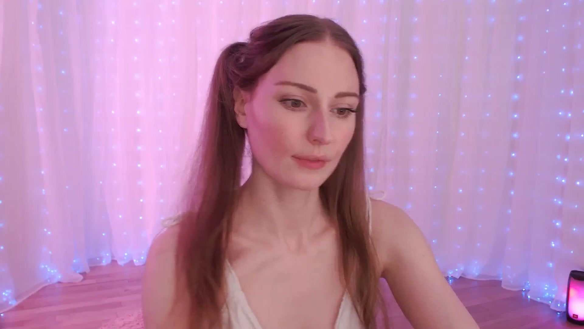 Gallery image thumbnail from LuckyToy's myfreecams stream on, 07/10/2025, 07:16 image 2 of 20