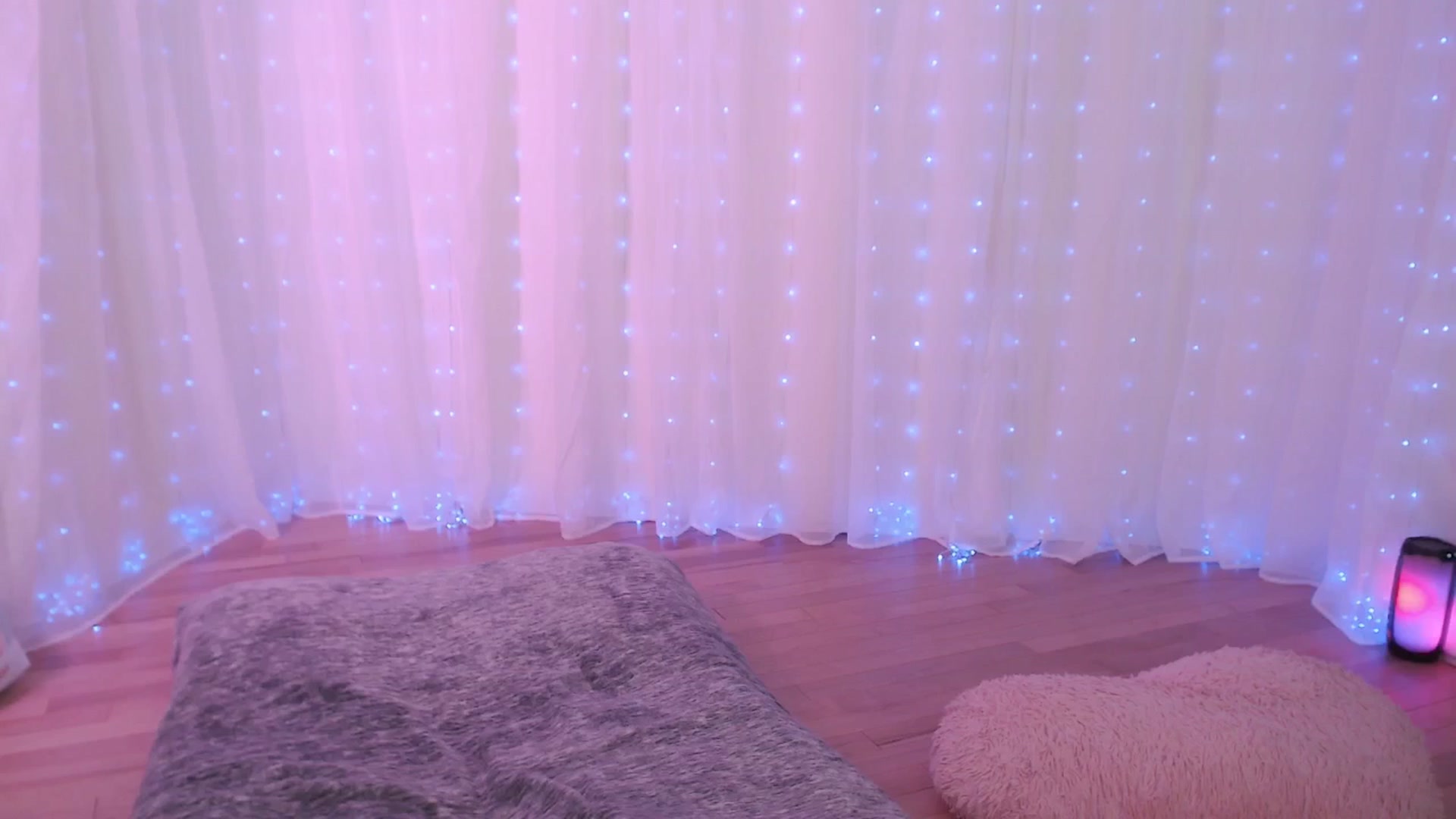Gallery image thumbnail from LuckyToy's myfreecams stream on, 07/31/2025, 03:12 image 20 of 20
