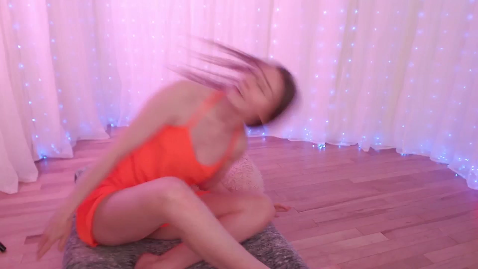 Gallery image thumbnail from LuckyToy's myfreecams stream on, 09/24/2025, 05:22 image 7 of 20