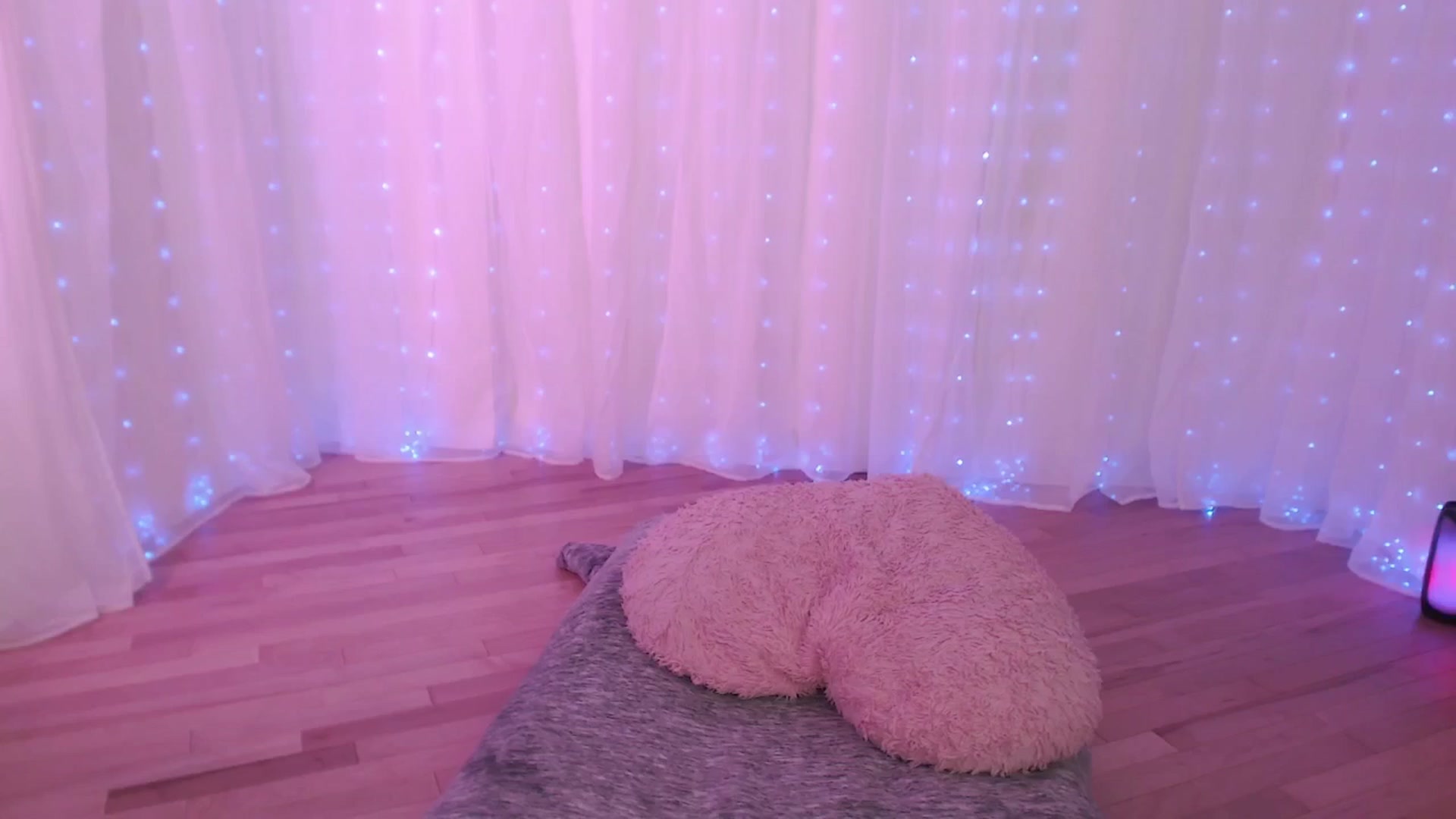 Gallery image thumbnail from LuckyToy's myfreecams stream on, 09/29/2025, 02:32 image 14 of 20