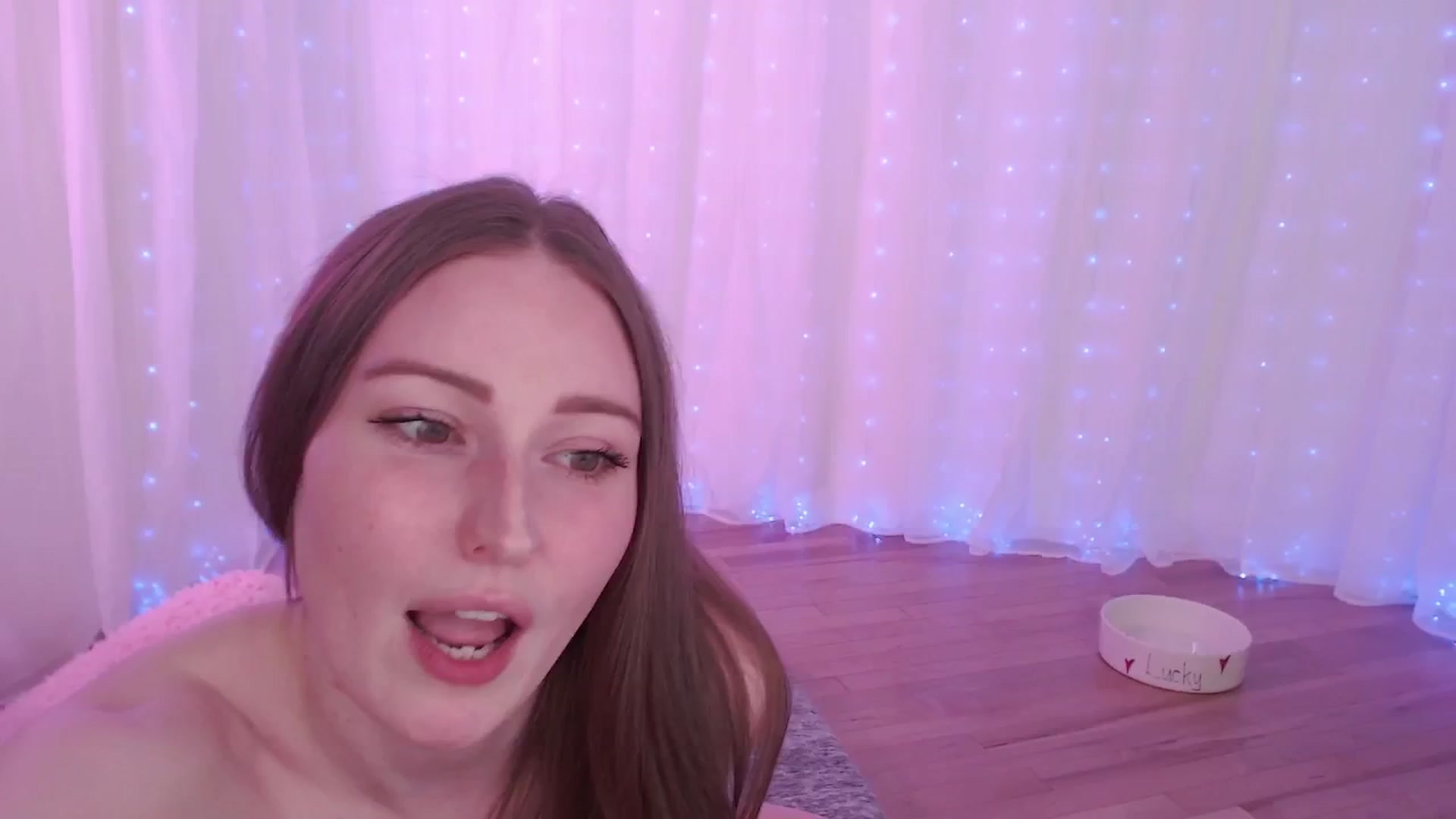 Gallery image thumbnail from LuckyToy's myfreecams stream on, 10/29/2025, 07:02 image 9 of 20