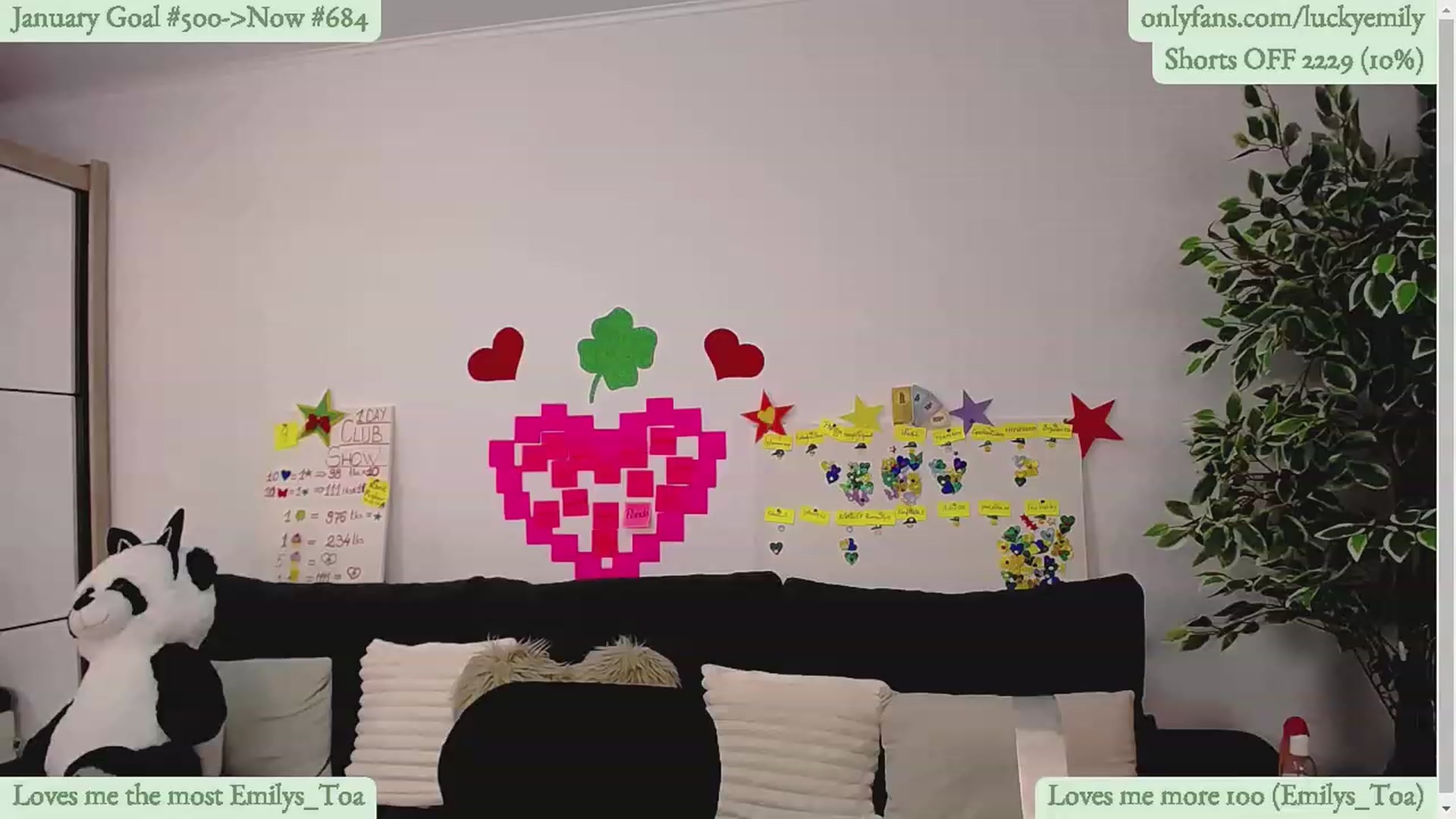 Gallery image thumbnail from Lucky_Emily's myfreecams stream on, 01/13/2023, 09:16 image 13 of 20