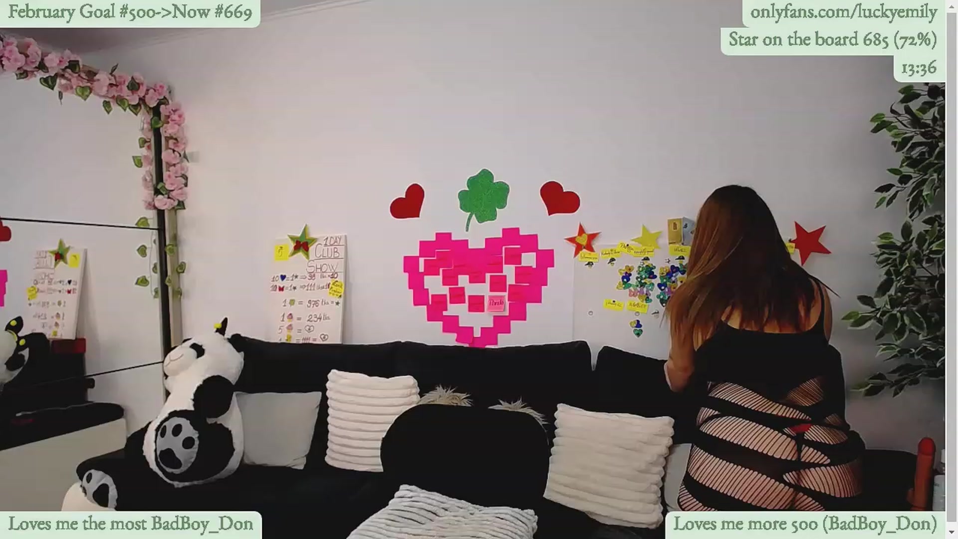 Gallery image thumbnail from Lucky_Emily's myfreecams stream on, 02/03/2023, 11:08 image 12 of 20