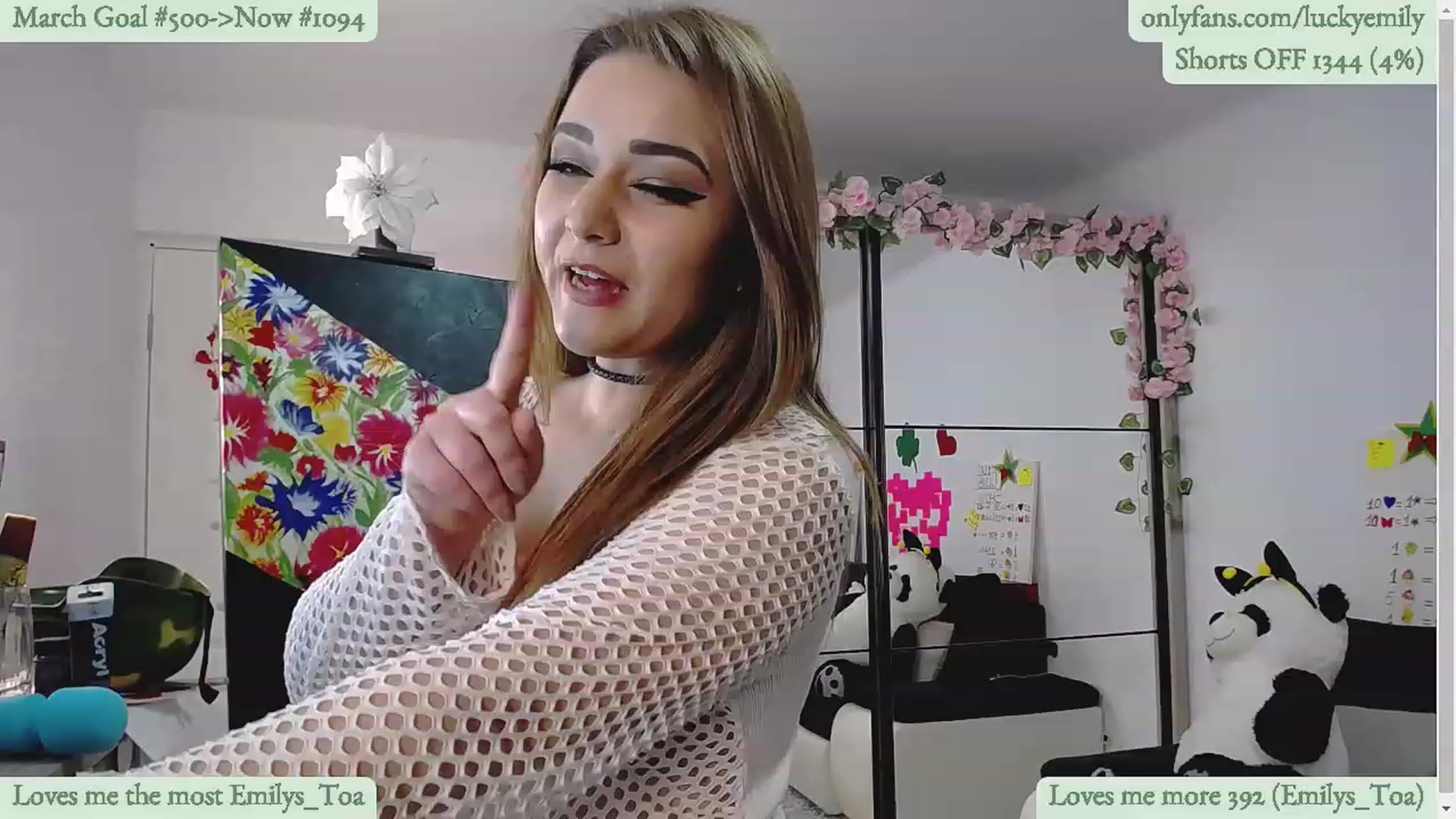 Gallery image thumbnail from Lucky_Emily's myfreecams stream on, 03/24/2023, 09:28 image 17 of 20