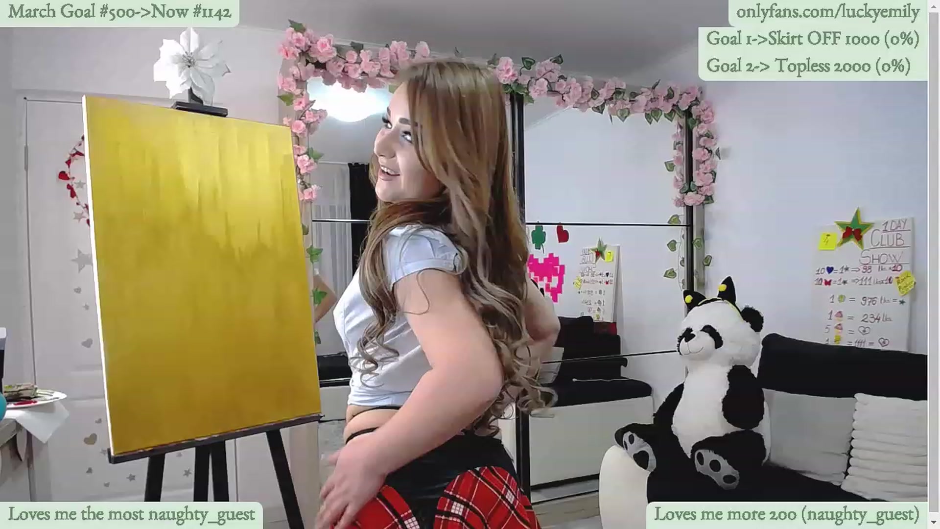 Gallery image thumbnail from Lucky_Emily's myfreecams stream on, 03/30/2023, 08:25 image 2 of 20