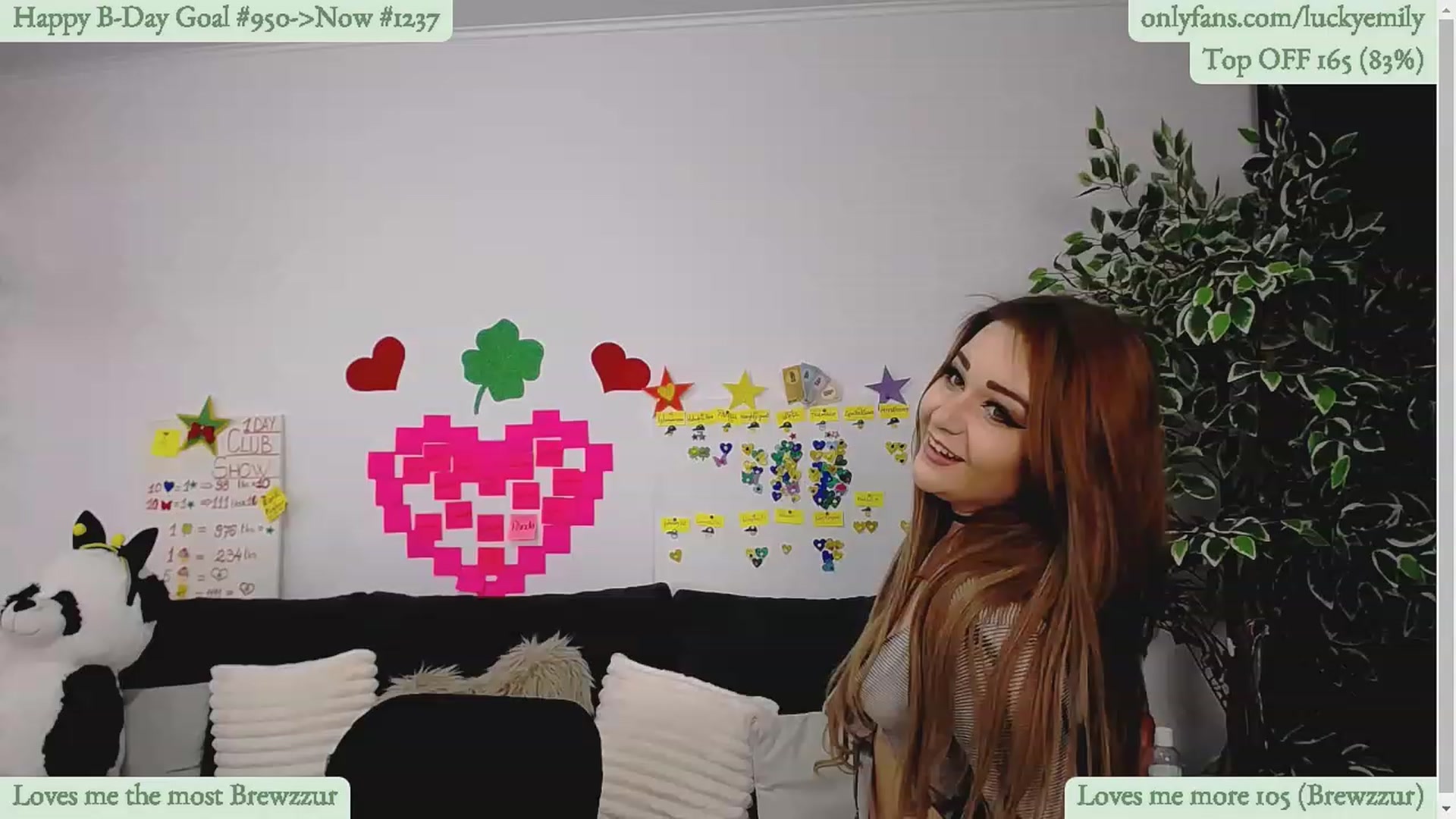 Gallery image thumbnail from Lucky_Emily's myfreecams stream on, 04/10/2023, 08:34 image 10 of 20