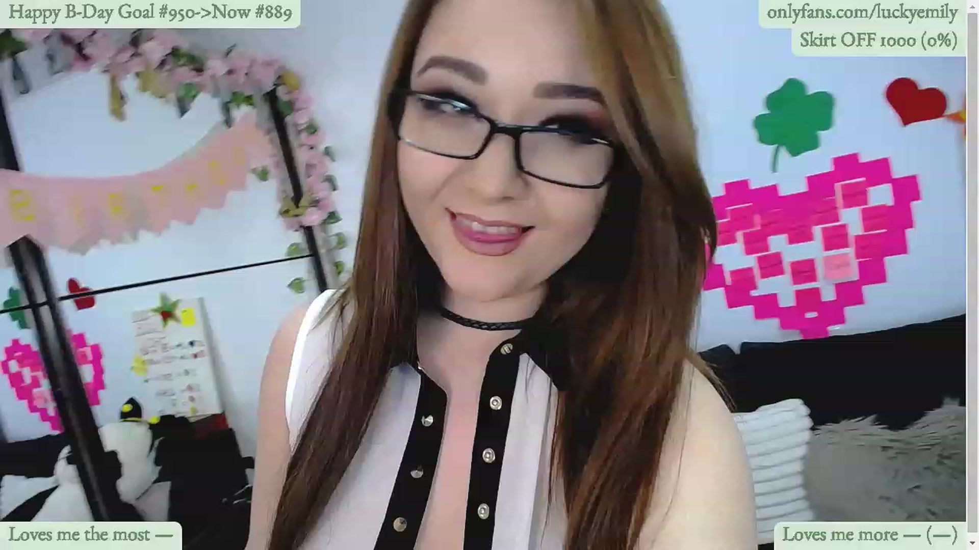 Gallery image thumbnail from Lucky_Emily's myfreecams stream on, 04/28/2023, 08:09 image 7 of 20