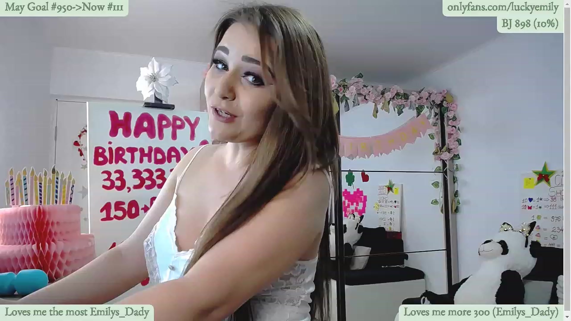 Gallery image thumbnail from Lucky_Emily's myfreecams stream on, 05/01/2023, 08:16 image 20 of 20