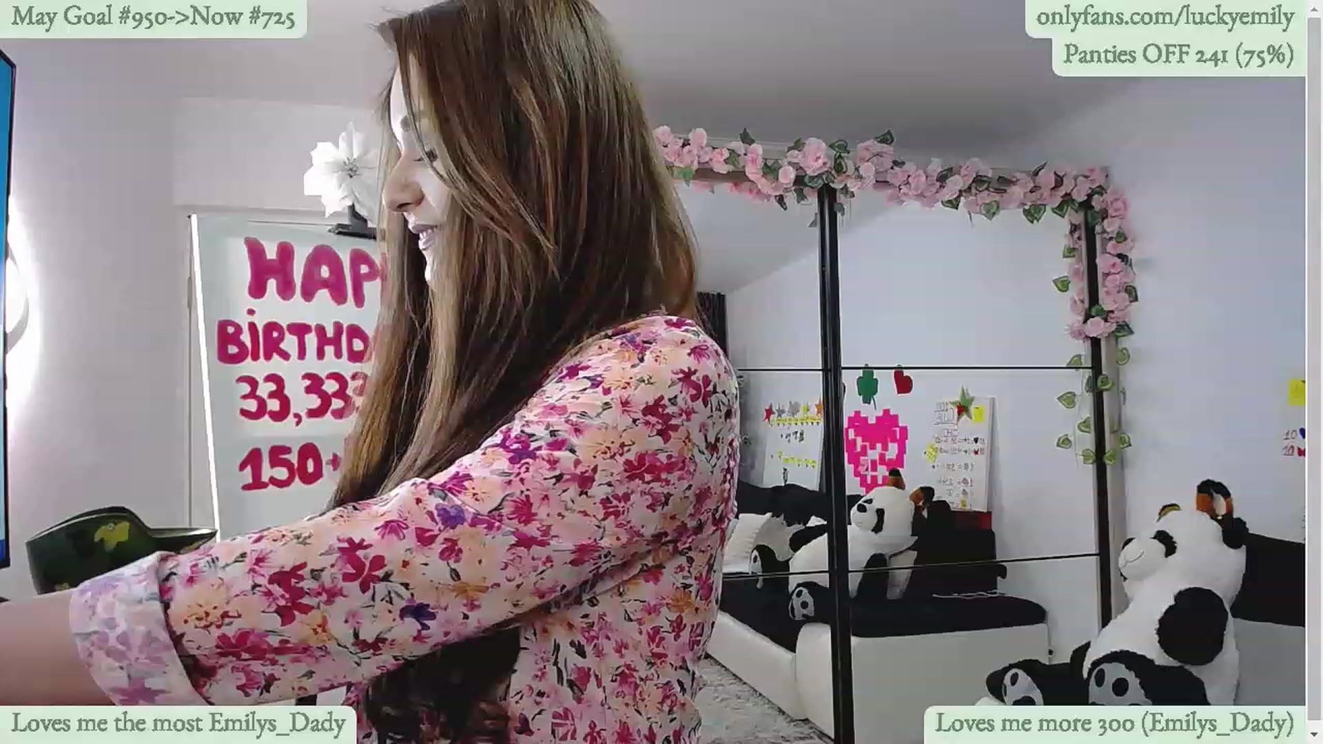 Gallery image thumbnail from Lucky_Emily's myfreecams stream on, 05/08/2023, 08:28 image 15 of 20