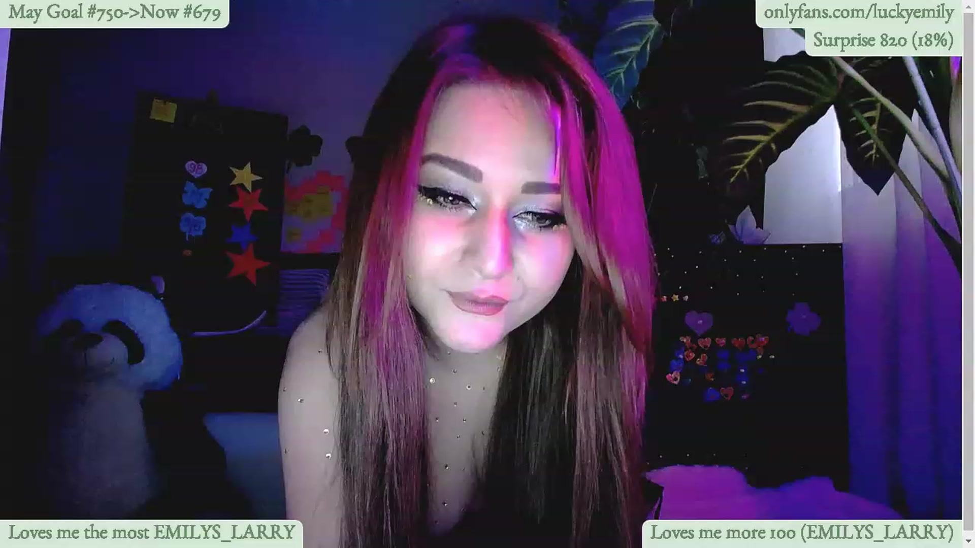 Gallery image thumbnail from Lucky_Emily's myfreecams stream on, 05/12/2023, 09:54 image 1 of 20