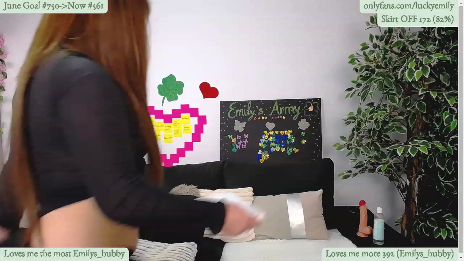 Gallery image thumbnail from Lucky_Emily's myfreecams stream on, 06/06/2023, 08:11 image 9 of 20