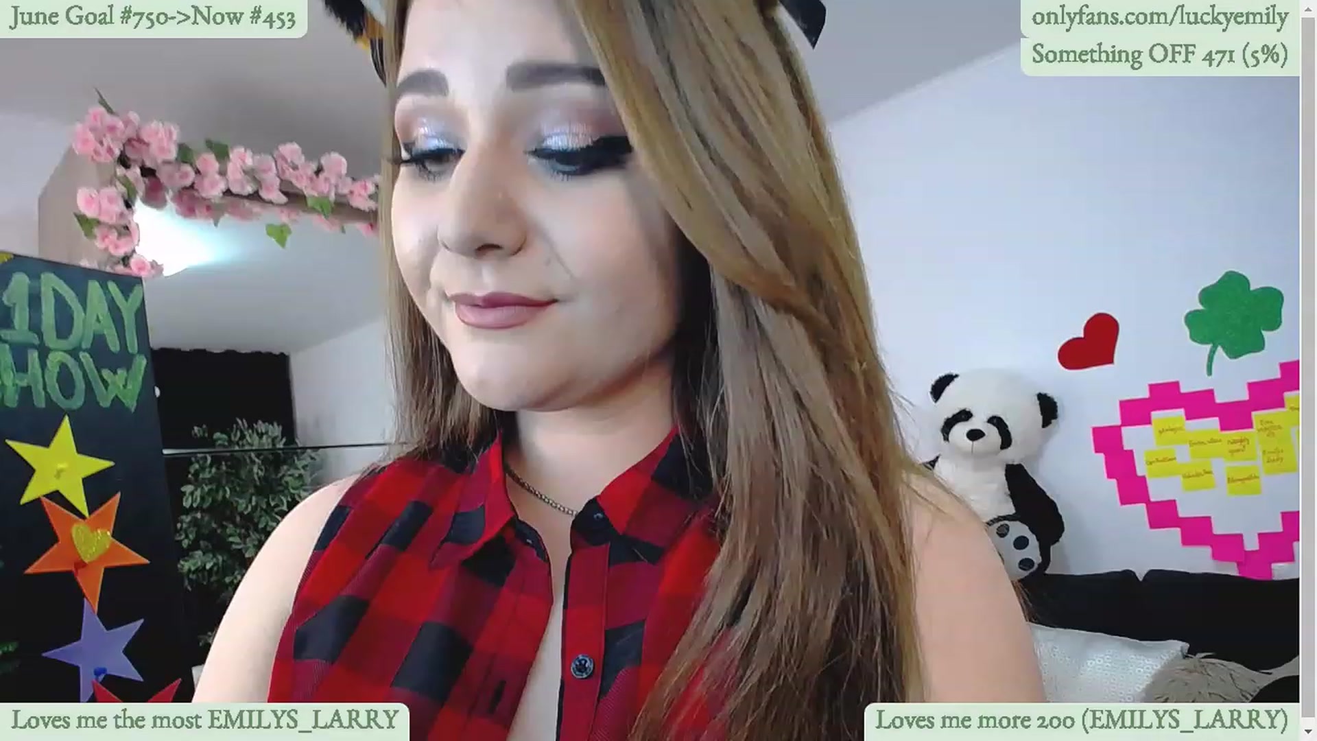 Gallery image thumbnail from Lucky_Emily's myfreecams stream on, 06/14/2023, 09:38 image 20 of 20