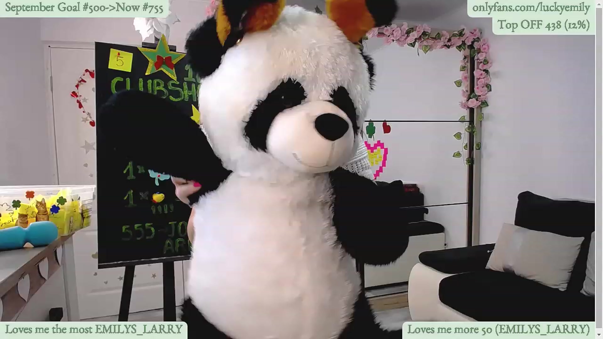 Gallery image thumbnail from Lucky_Emily's myfreecams stream on, 09/14/2023, 07:35 image 11 of 20