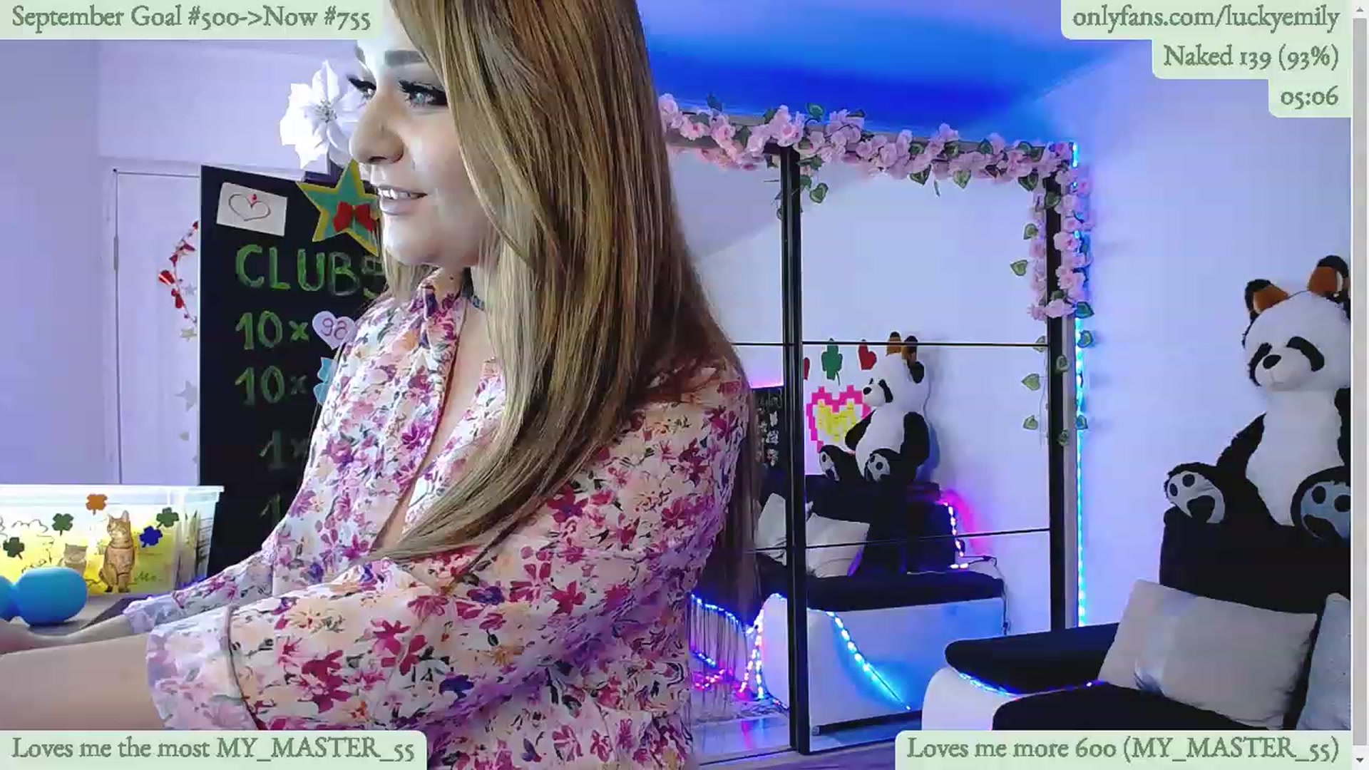 Gallery image thumbnail from Lucky_Emily's myfreecams stream on, 09/20/2023, 10:16 image 3 of 20