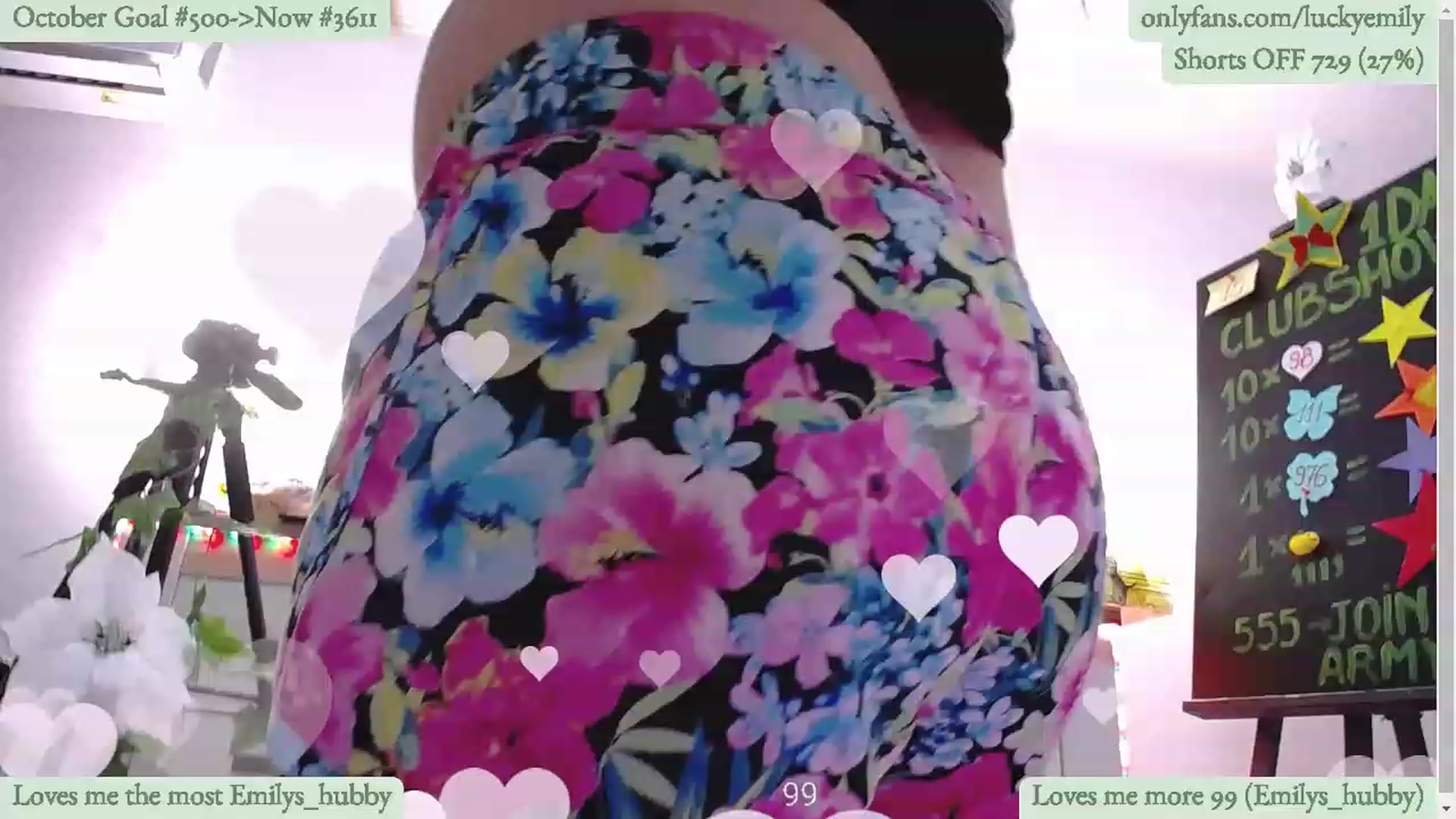 Gallery image thumbnail from Lucky_Emily's myfreecams stream on, 10/02/2023, 08:15 image 4 of 20